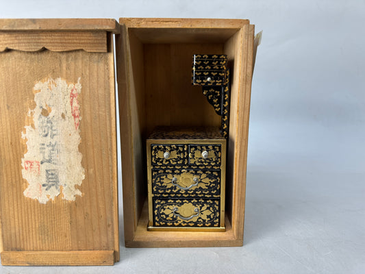 Y8669 HINA DOLL Doll's Festival Makie miniature sewing box chest Japan antique