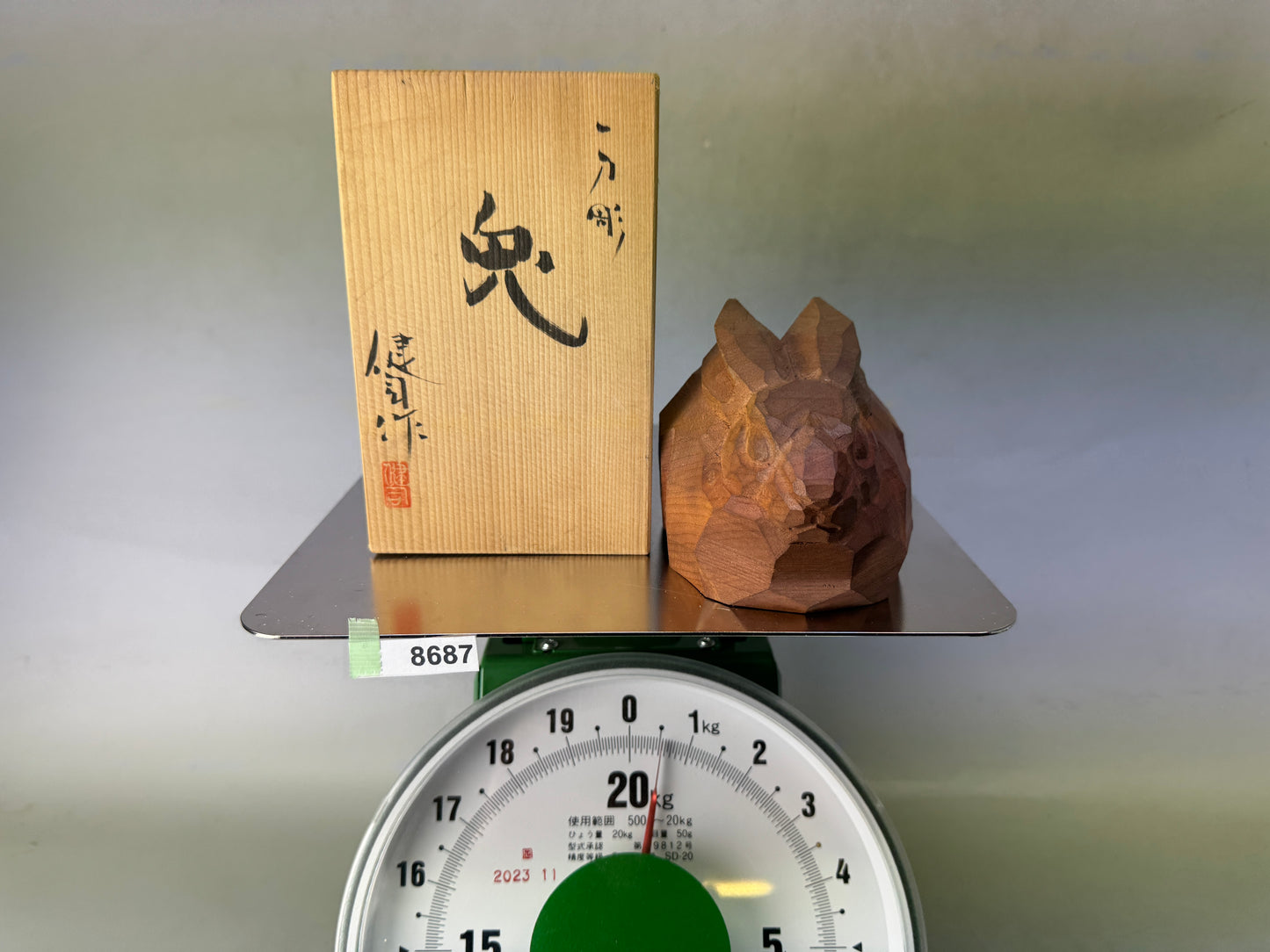 Y8687 OKIMONO wood carving Rabbit figurine signed box Japan antique interior