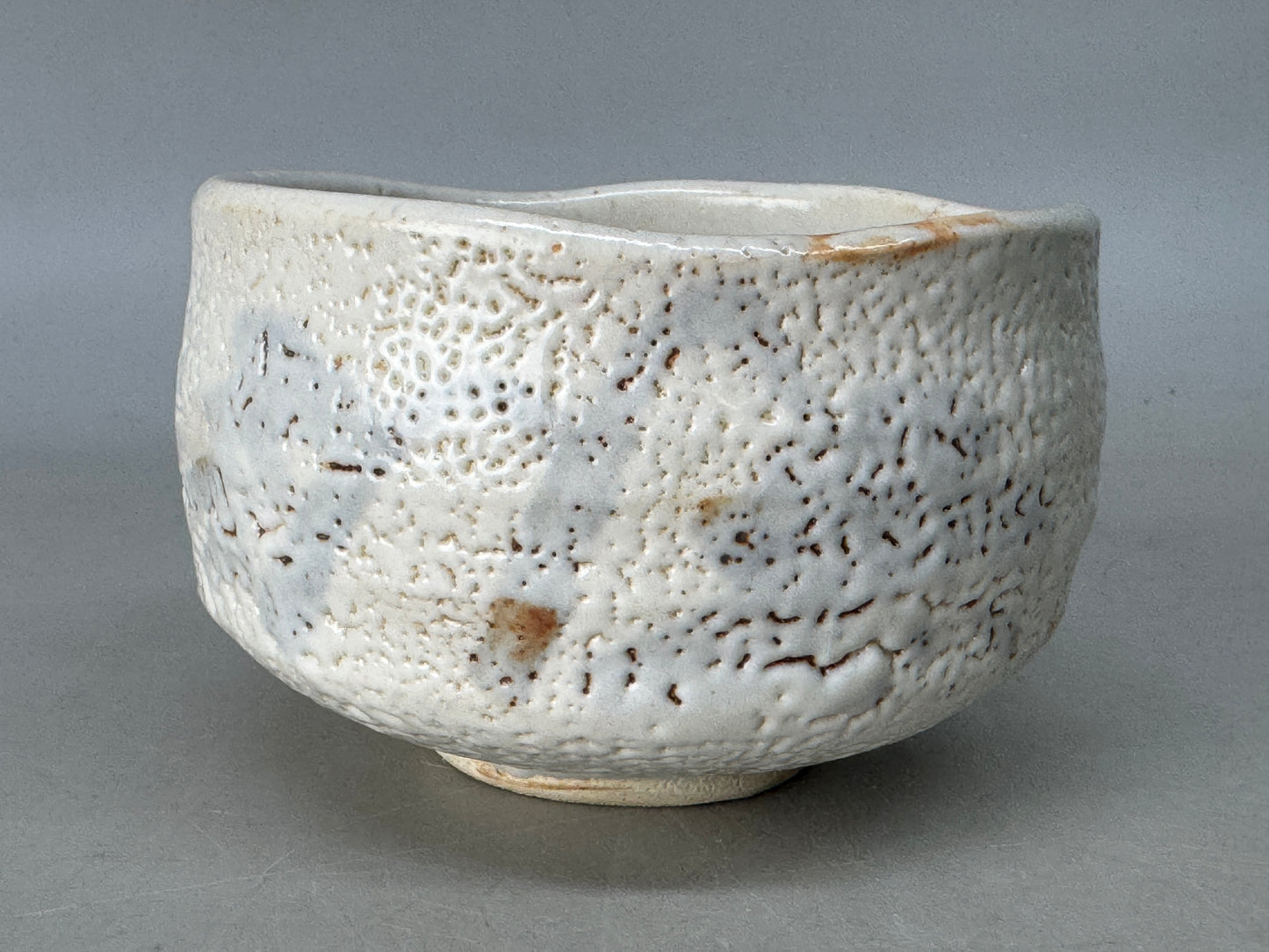 Y8692 CHAWAN Shino-ware bowl signed box Japan antique tea ceremony teacup cup