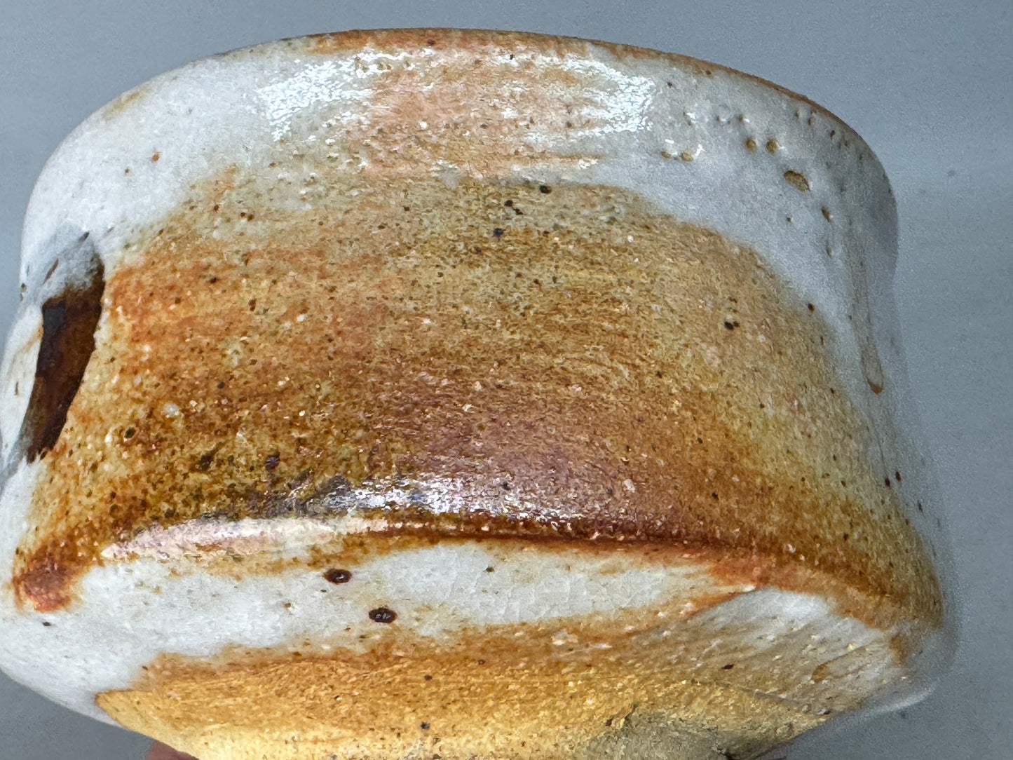 Y8694 CHAWAN Shino-ware Eshino bowl signed Japan antique tea ceremony teacup cup