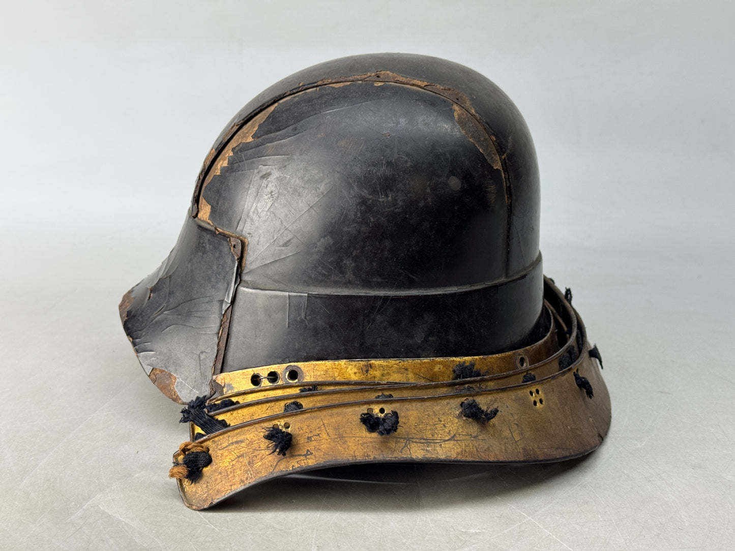 Y8701 KABUTO Head-shaped helmet Black lacquer Iron Japan antique arms bugu yoroi