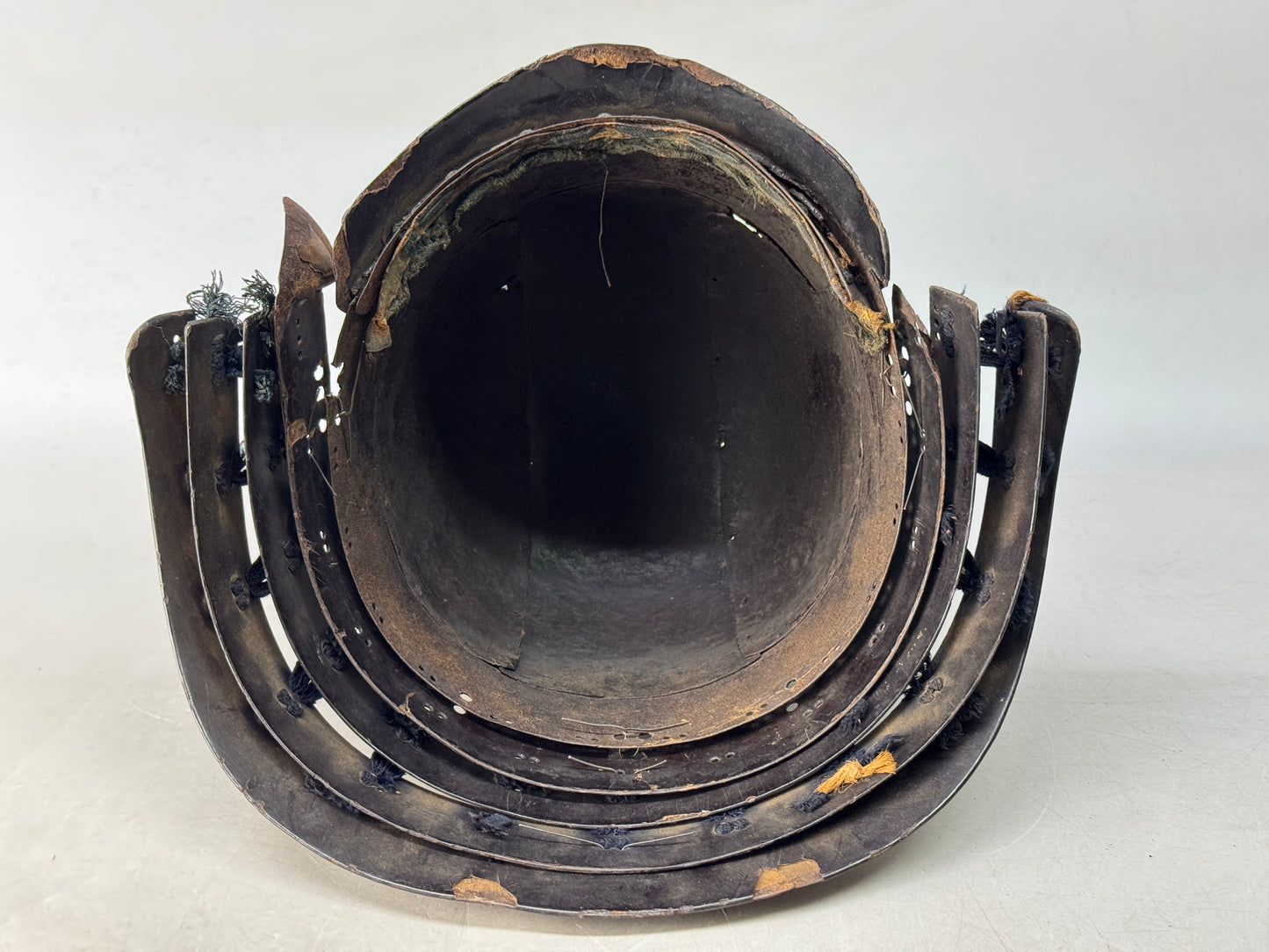 Y8701 KABUTO Head-shaped helmet Black lacquer Iron Japan antique arms bugu yoroi