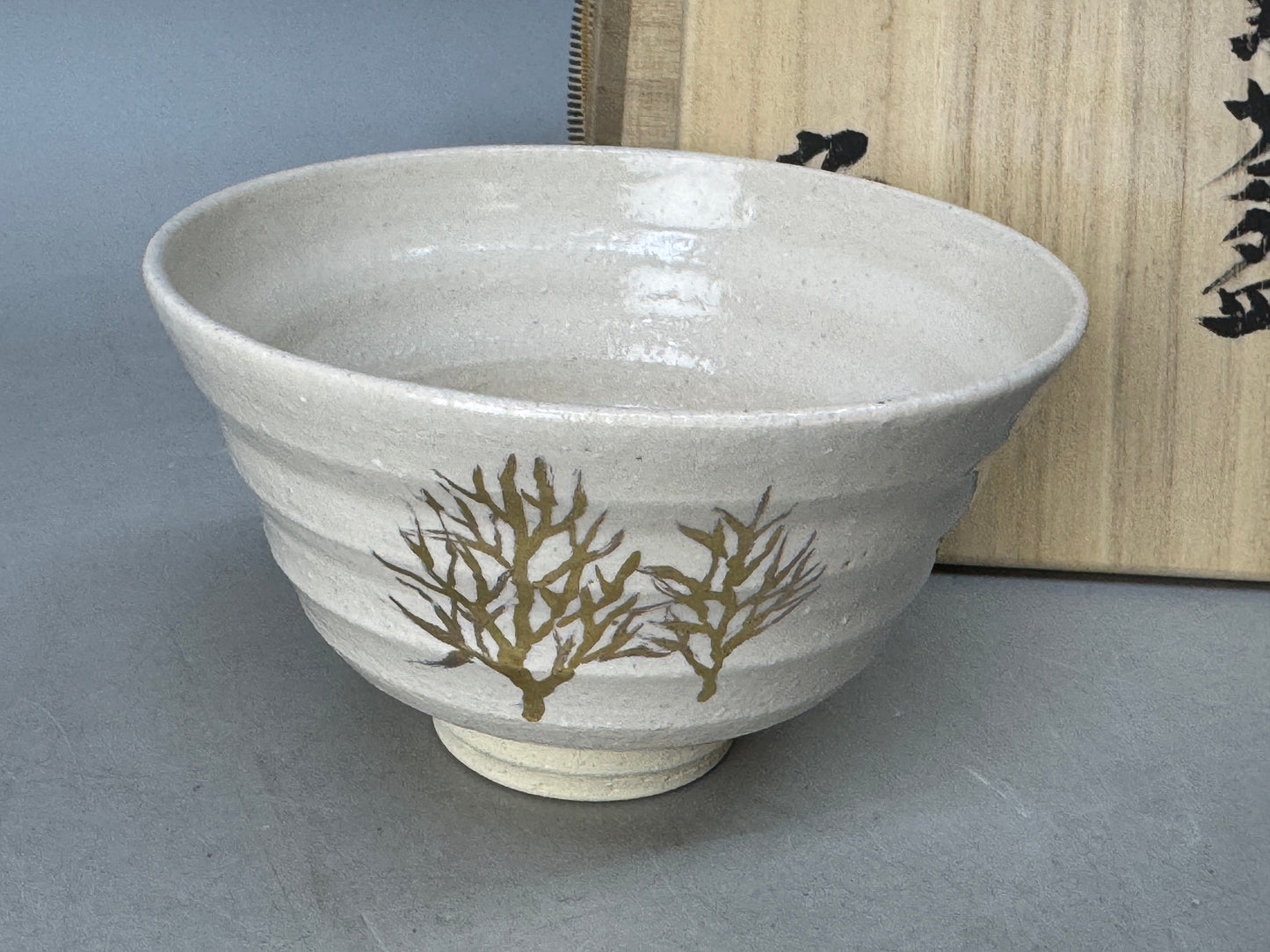 Y8744 CHAWAN Shino-ware bowl signed box Japan antique tea ceremony teacup cup