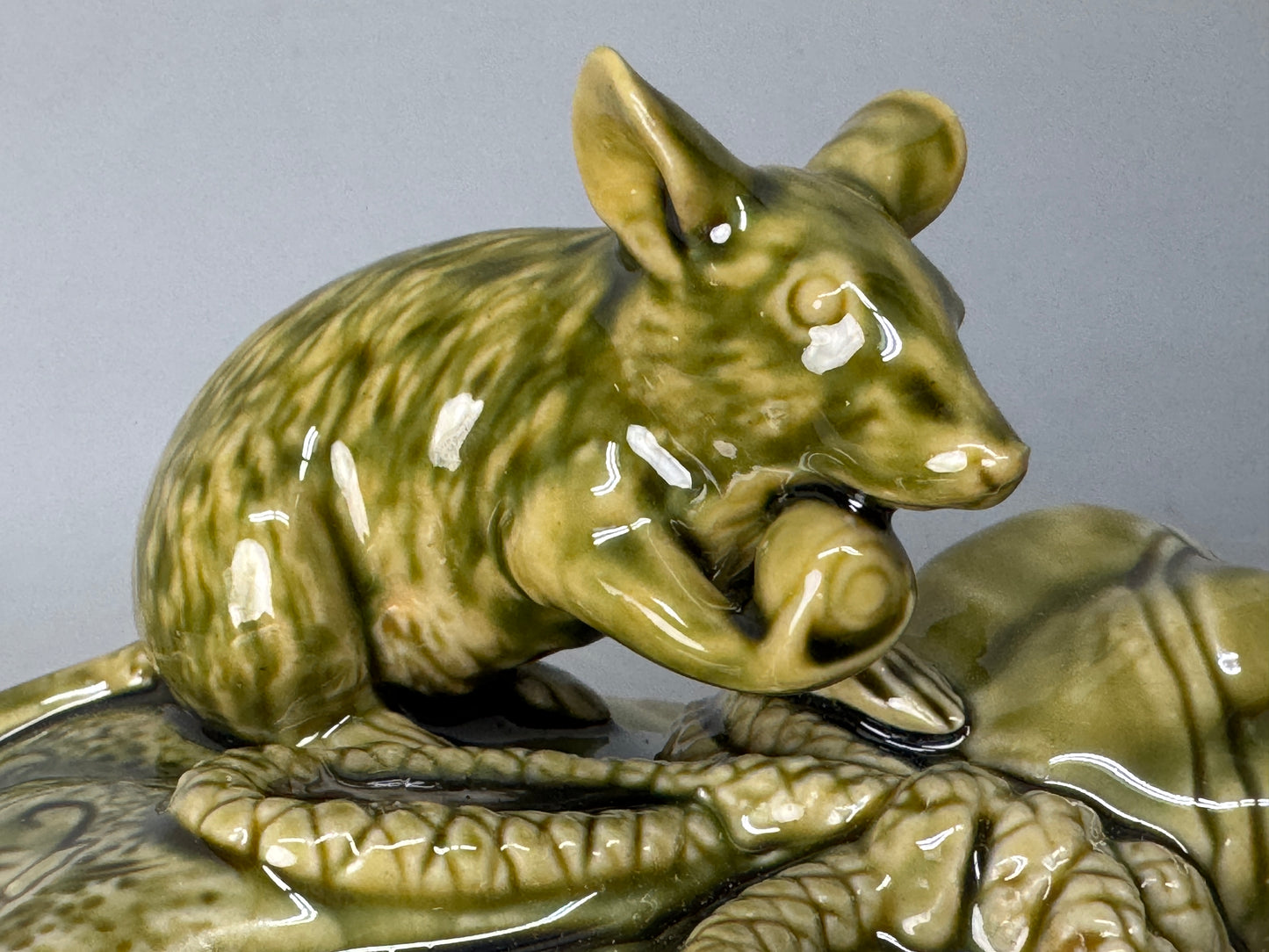 Y8759 OKIMONO Kiseto-ware Treasure bag Mouse figurine signed box Japan antique