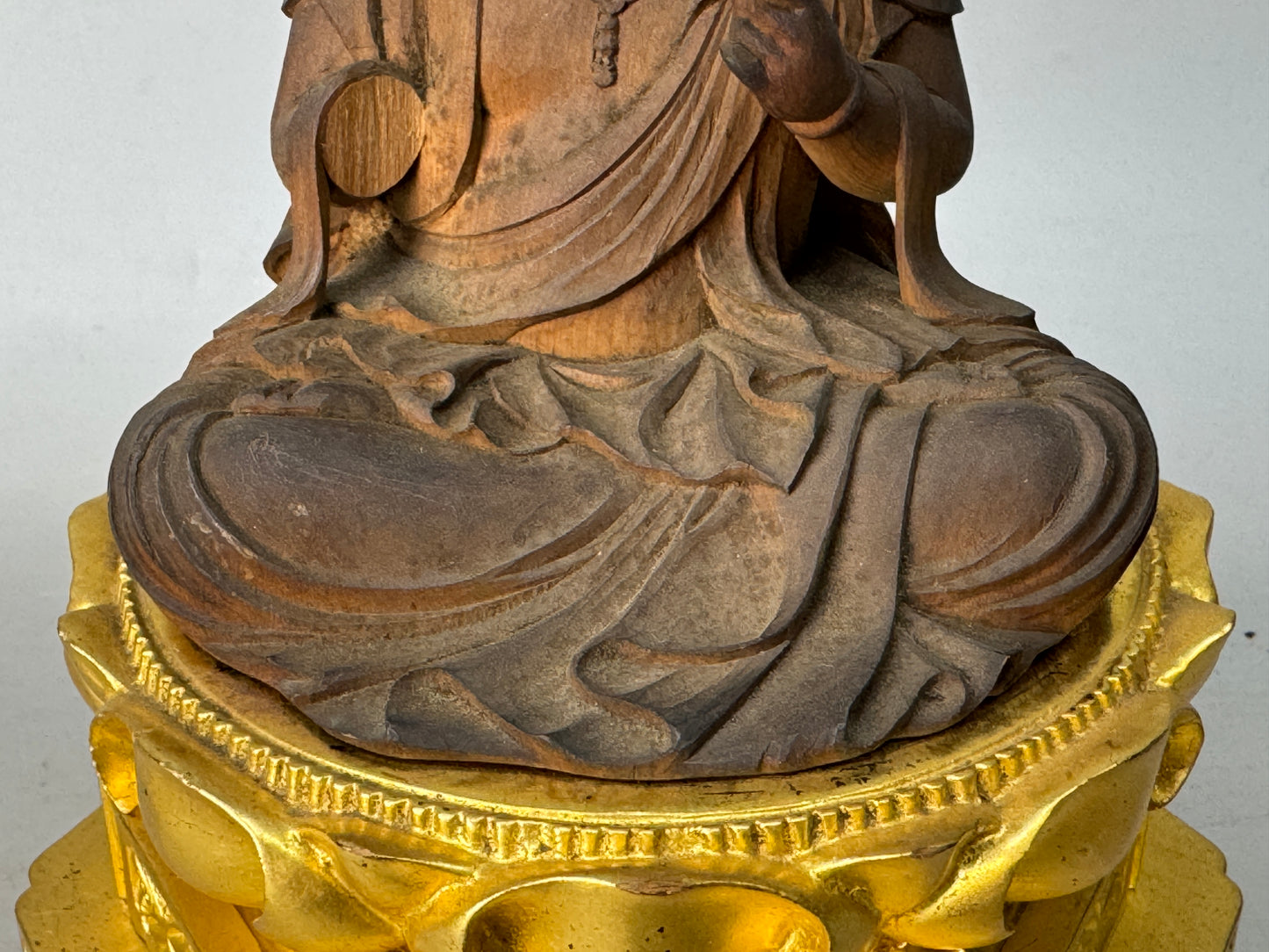 Y8765 STATUE wooden seated Buddha figurine figure signed Japan antique interior