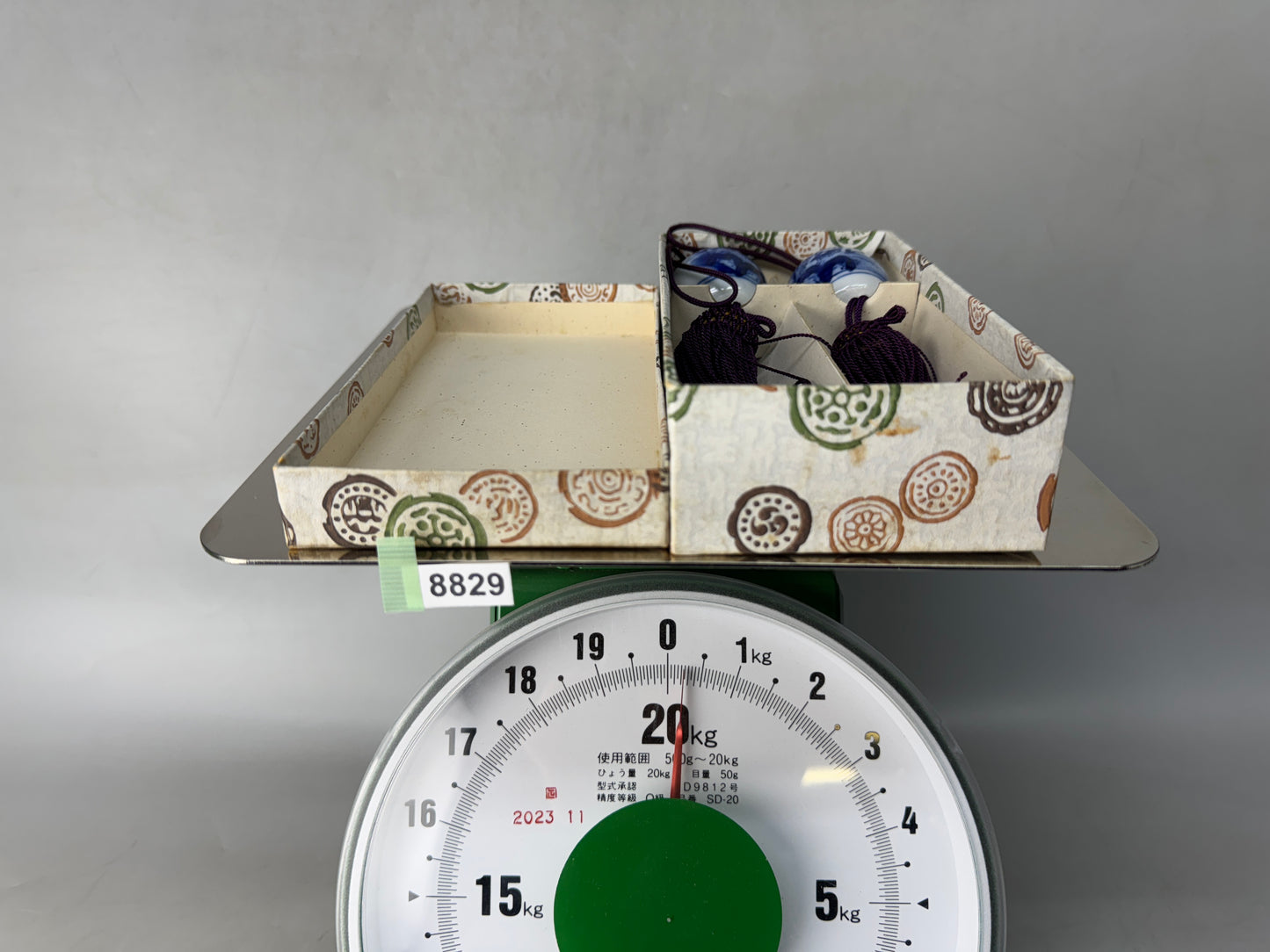 Y8829 FUCHIN Kutani-ware box Japan kakejiku Hanging Scroll Weight ornament decor