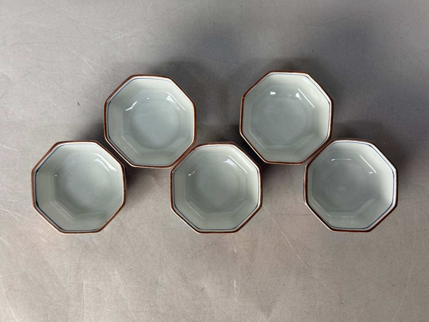 Y8830 CHOUSHI Kutani-ware Tokkuri Sake bottle cup set signed box Japan antique