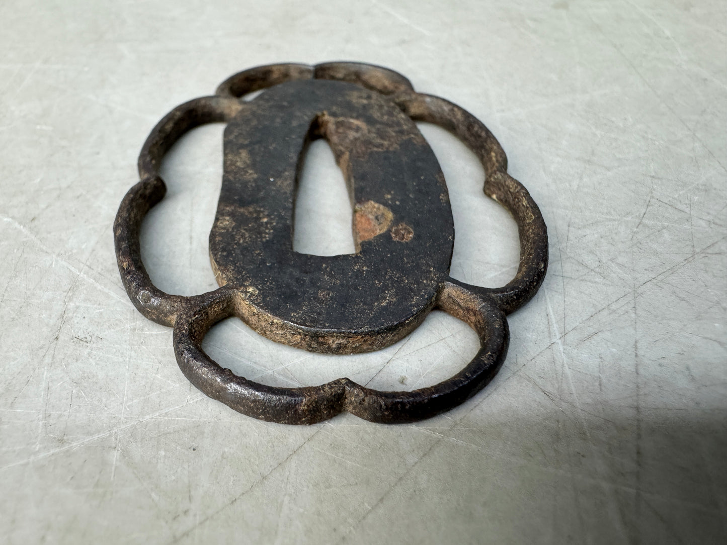 Y8836 TSUBA Iron short sword guard Japan samurai katana antique koshirae edo