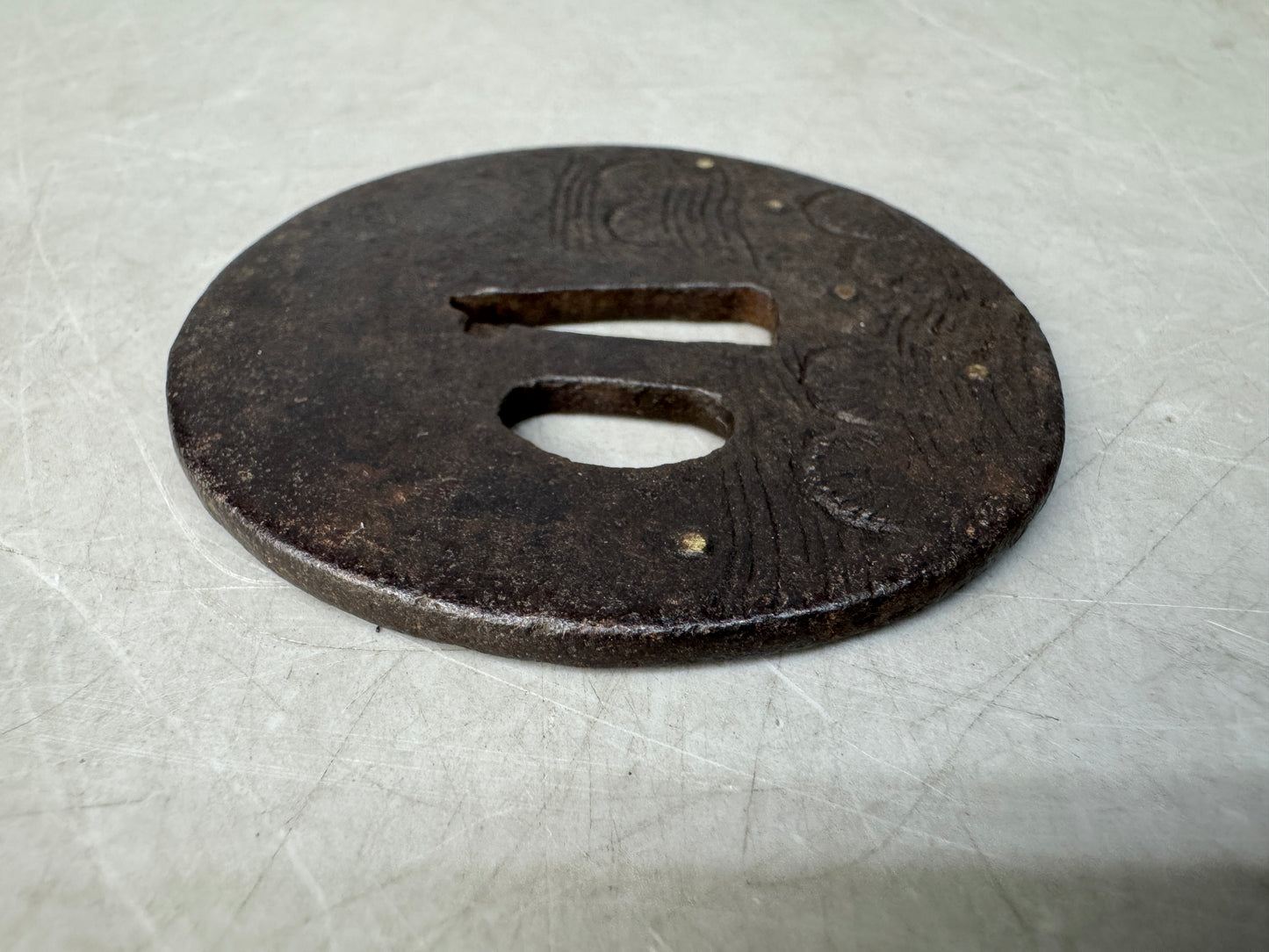 Y8837 TSUBA Iron sword guard Round Japan samurai katana antique koshirae edo