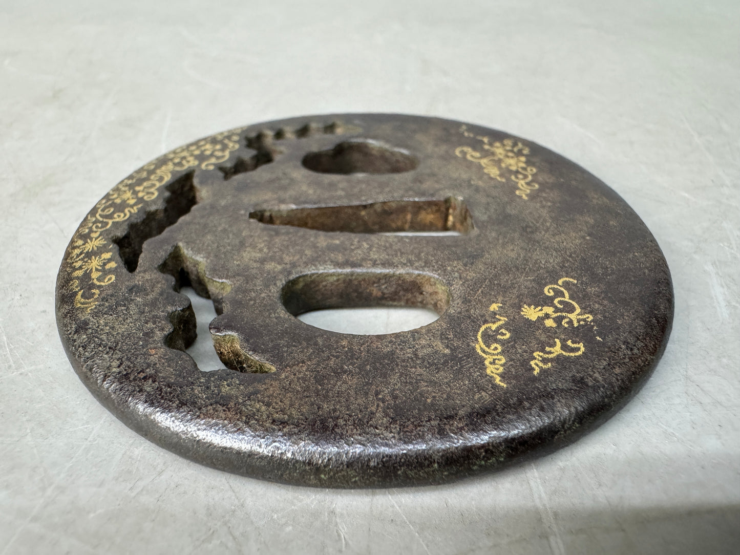 Y8842 TSUBA Iron sword guard box Japan samurai katana antique koshirae edo