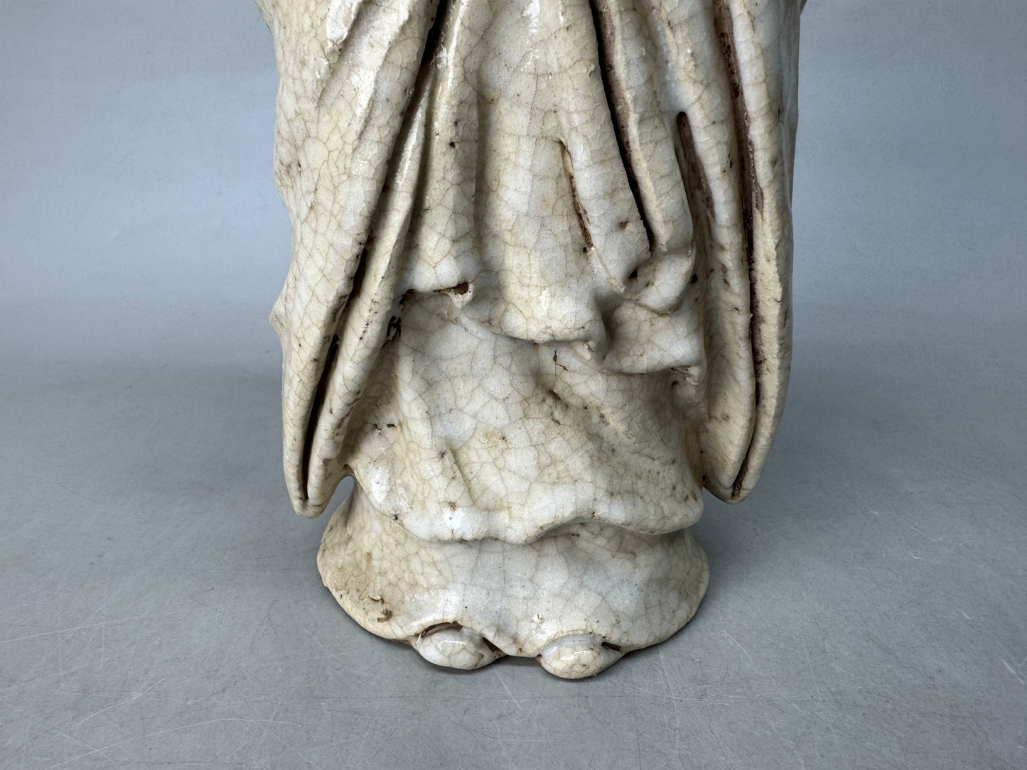 Y8861 OKIMONO Mino-ware White-robed Kannon figurine signed Japan antique figure