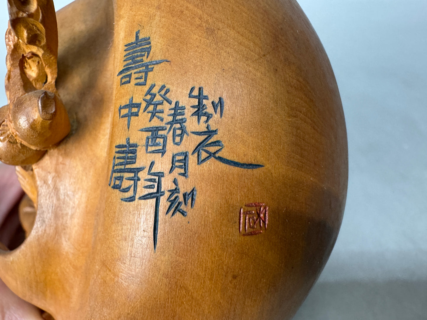Y8862 OKIMONO wood carving Peach hermit figurine signed China antique interior