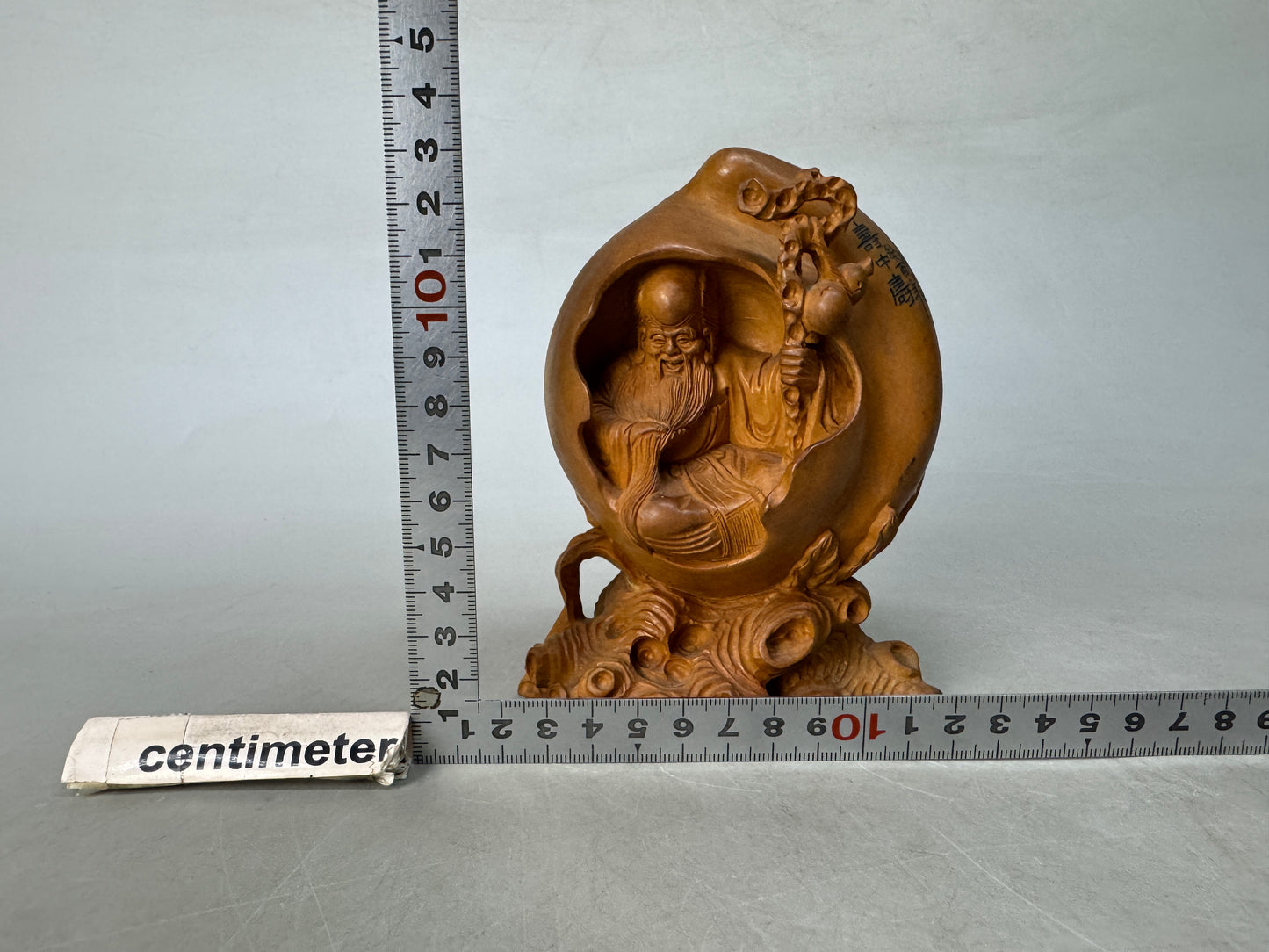 Y8862 OKIMONO wood carving Peach hermit figurine signed China antique interior