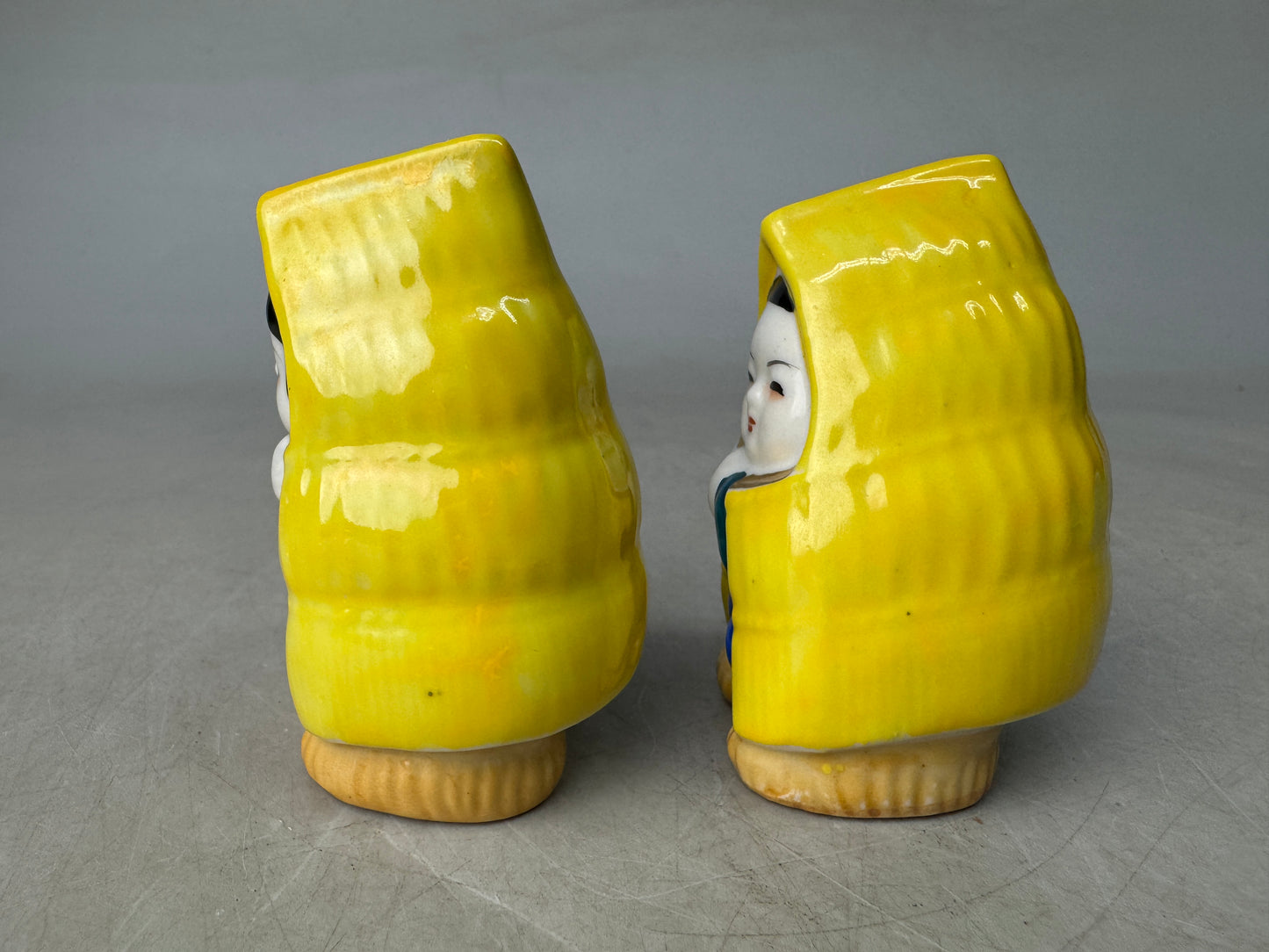 Y8873 NINGYO Kutani-ware doll Child signed small Japan antique figurine figure