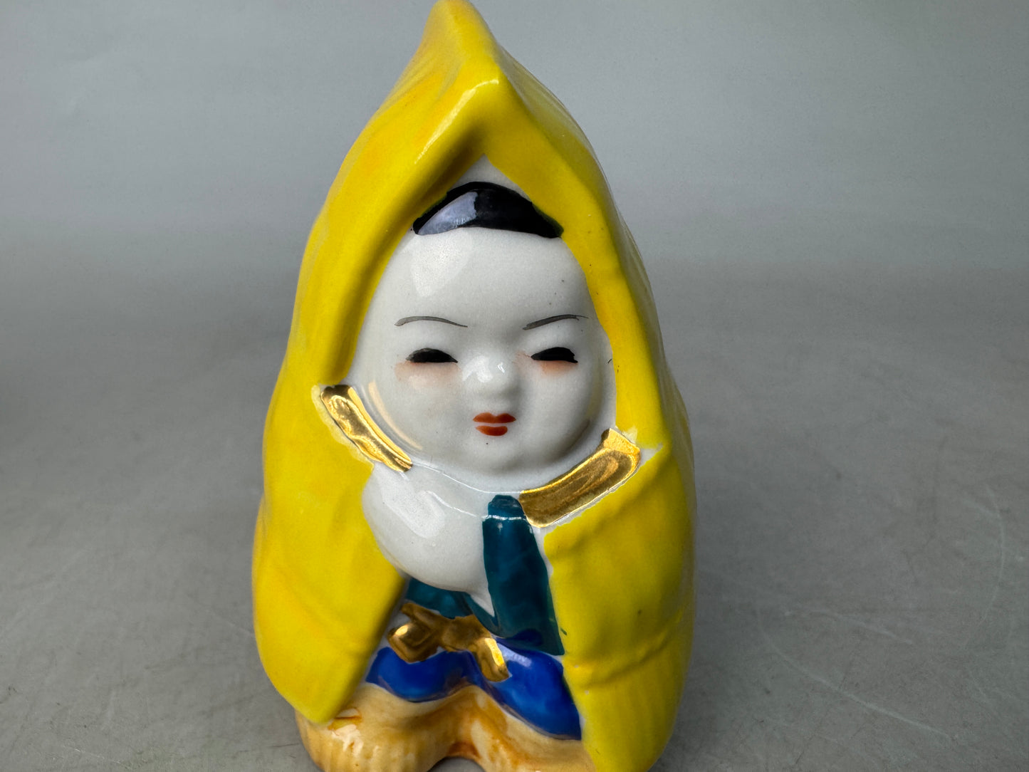 Y8873 NINGYO Kutani-ware doll Child signed small Japan antique figurine figure