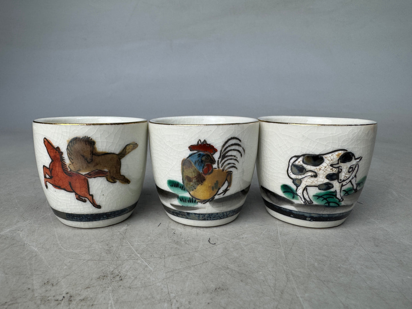 Y8880 CHAWAN Kutani-ware 12 Sake cup set zodiac signs signed box Japan antique