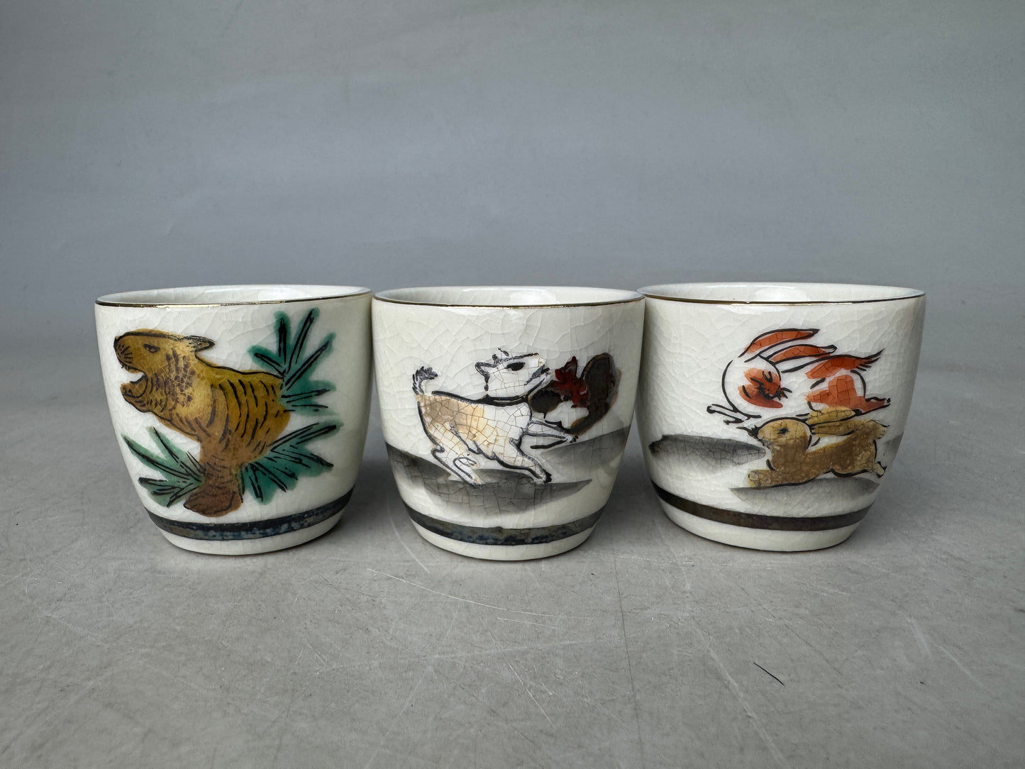 Y8880 CHAWAN Kutani-ware 12 Sake cup set zodiac signs signed box Japan antique