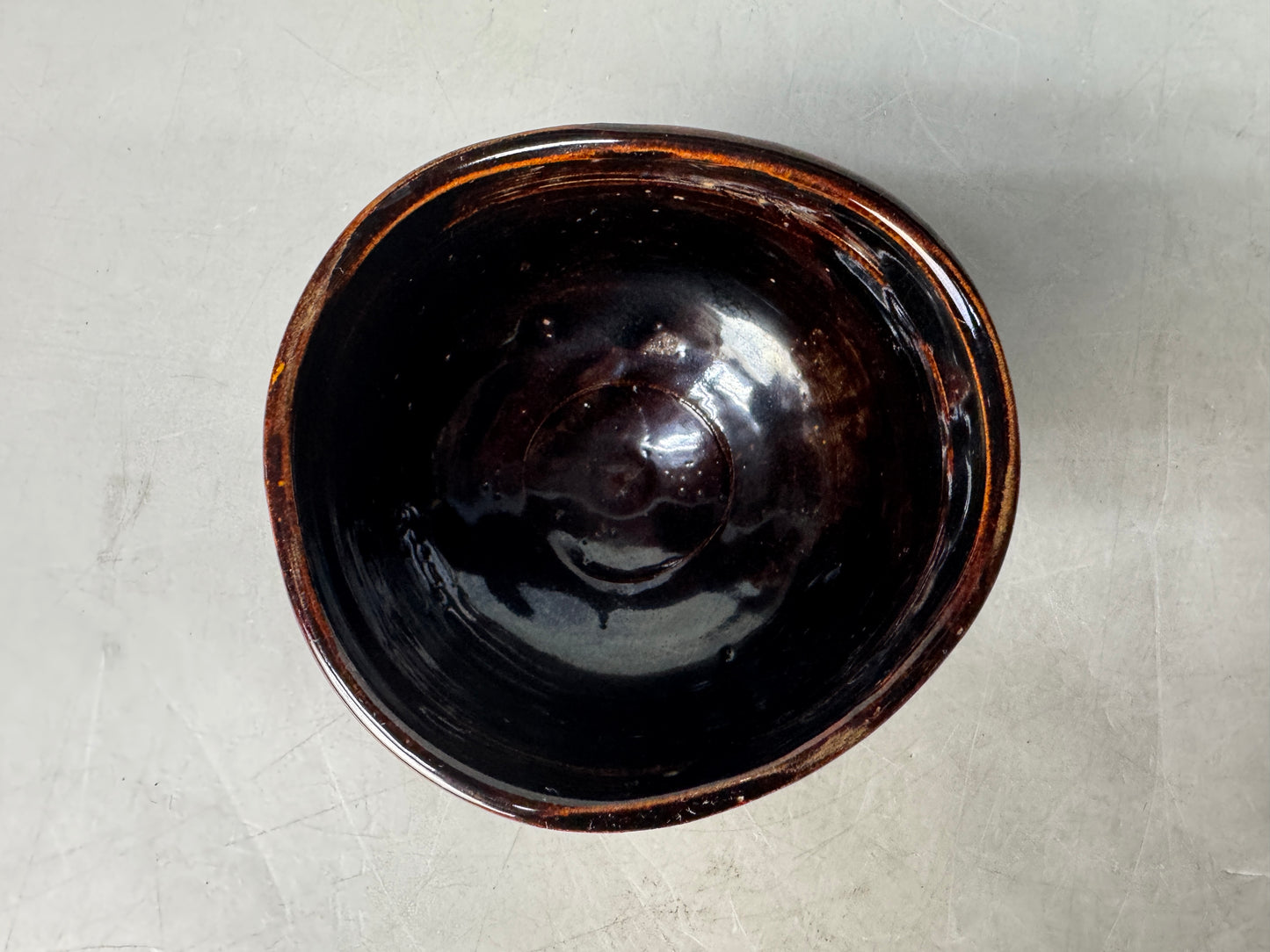 Y8888 CHAWAN Kuro Oribe bowl signed Japan antique tea ceremony teacup pottery