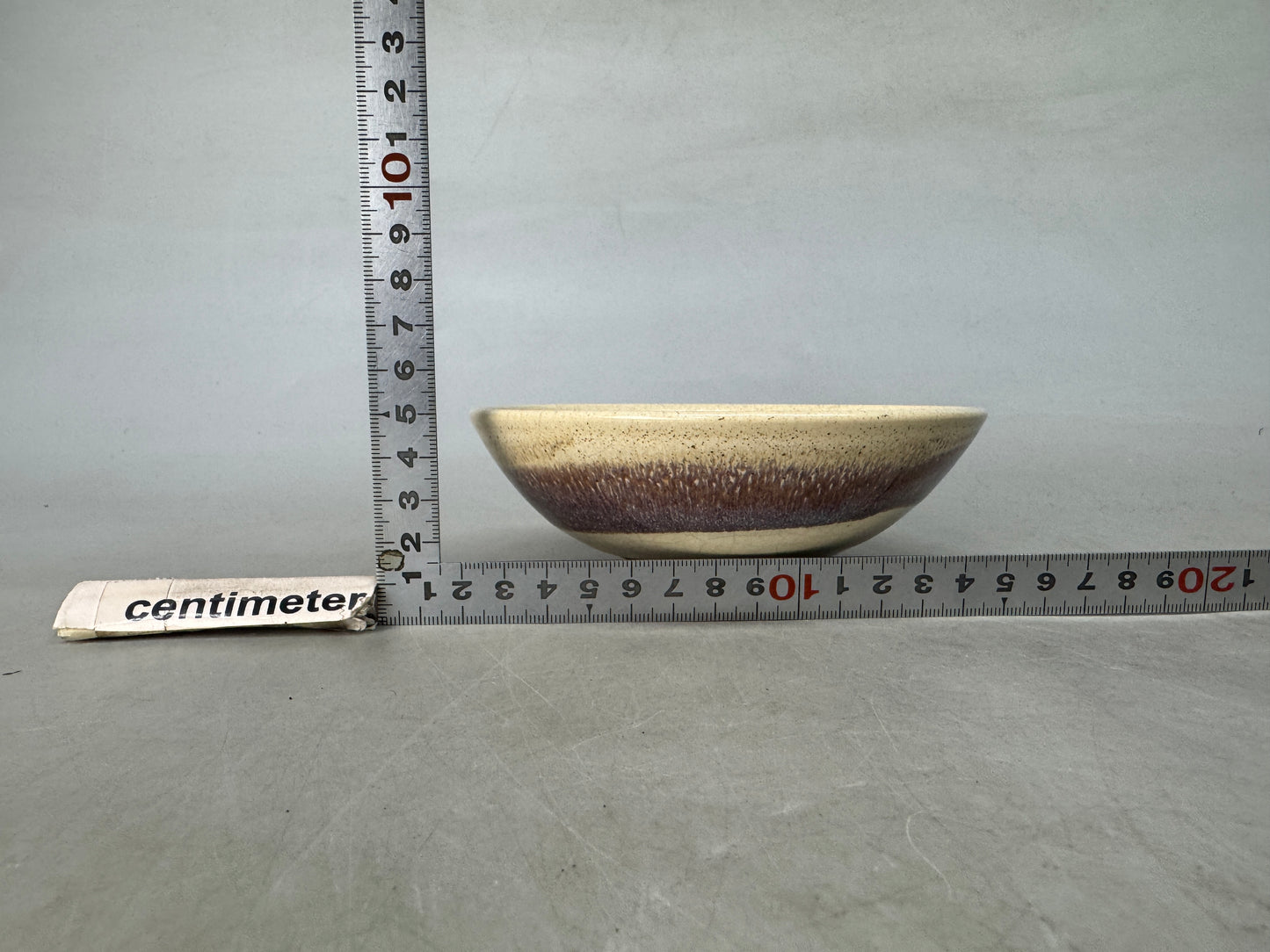 Y8892 CHAWAN Seto-ware flat bowl signed Japan antique tea ceremony cup pottery