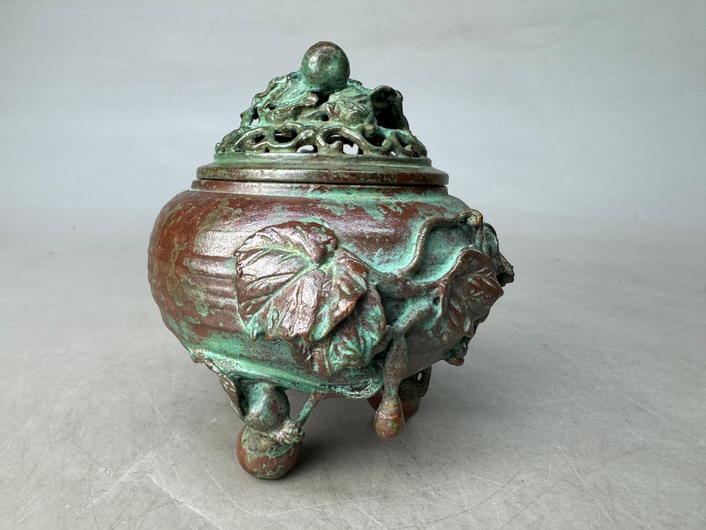 Y8907 KOURO Copper signed box Japan antique fragrance incense burner aroma