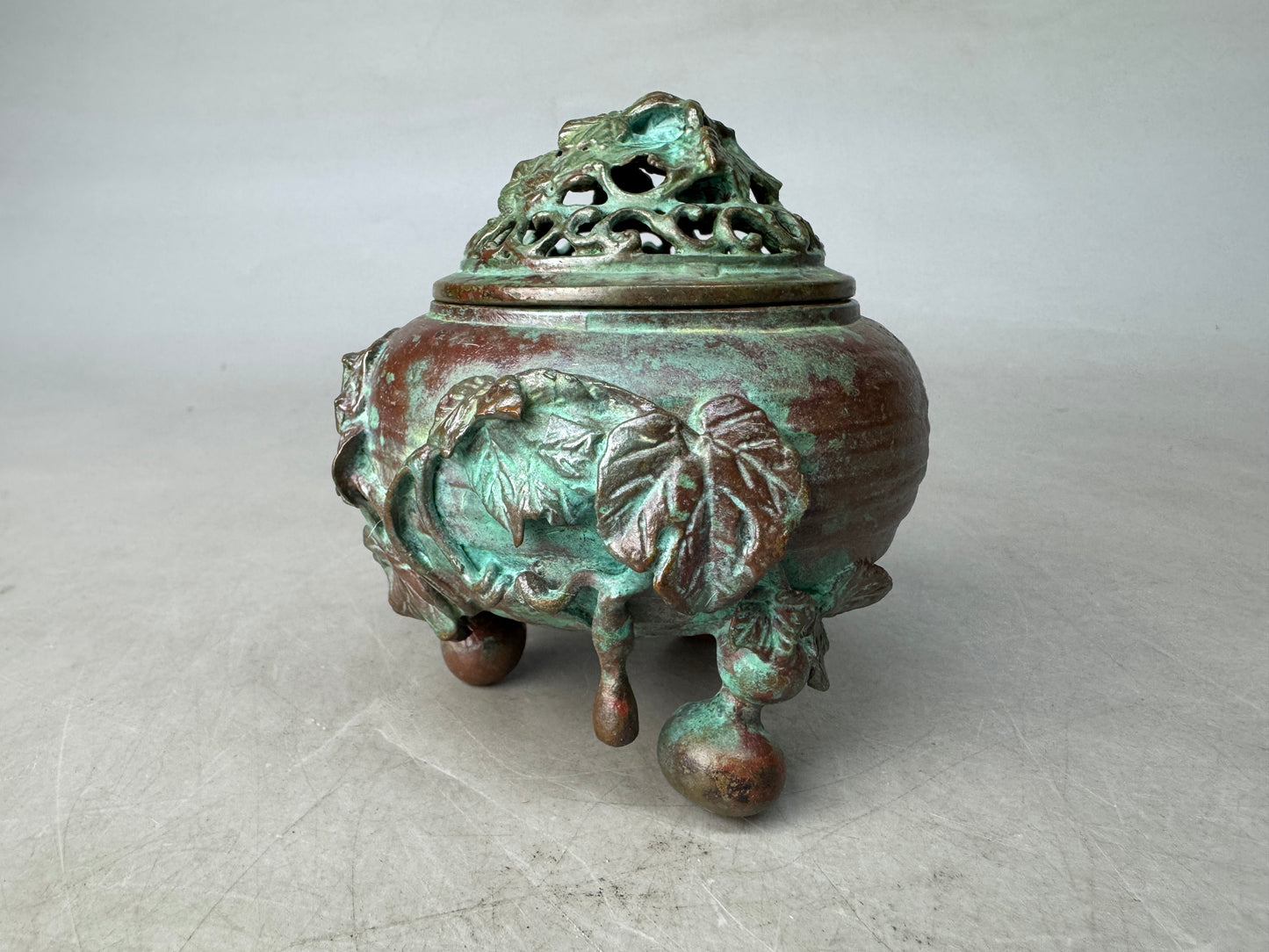 Y8907 KOURO Copper signed box Japan antique fragrance incense burner aroma
