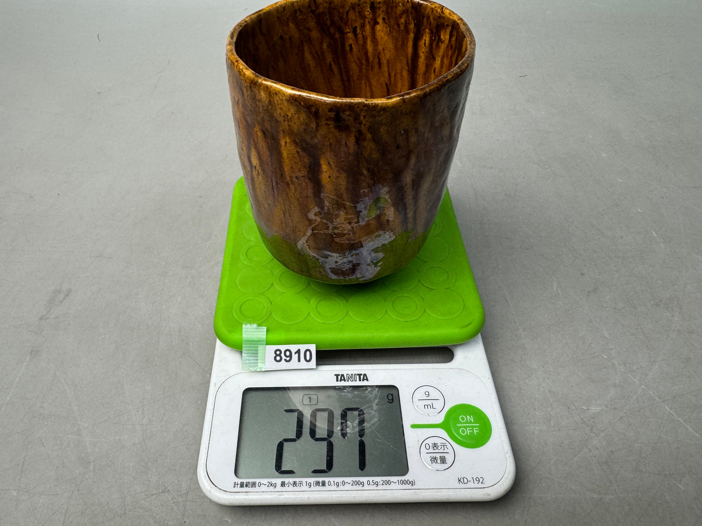 Y8910 CHAWAN Ohi-ware tube bowl signed Japan antique tea ceremony teacup pottery