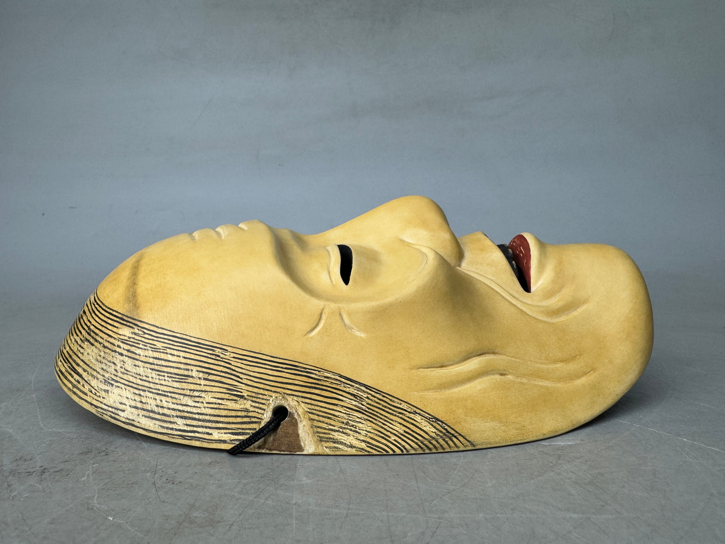 Y8912 NOH MASK wood carving Uba signed Japan antique omen men dance drama
