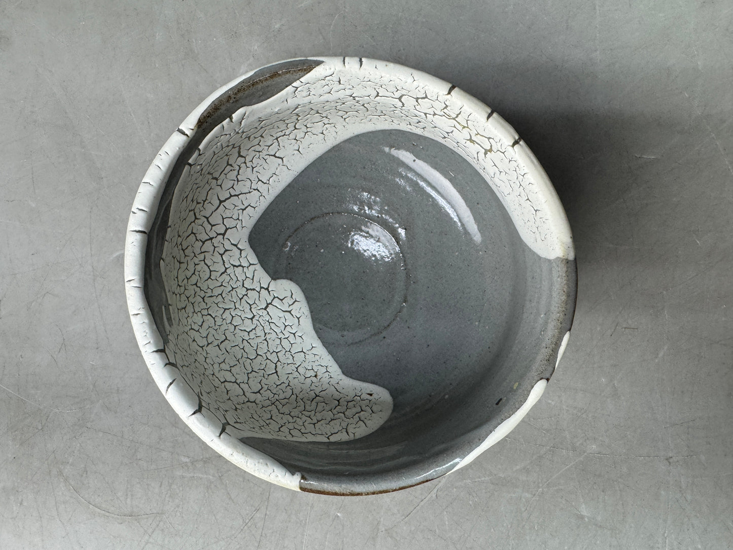 Y8918 CHAWAN Shino-ware bowl signed box Japan antique tea ceremony cup pottery