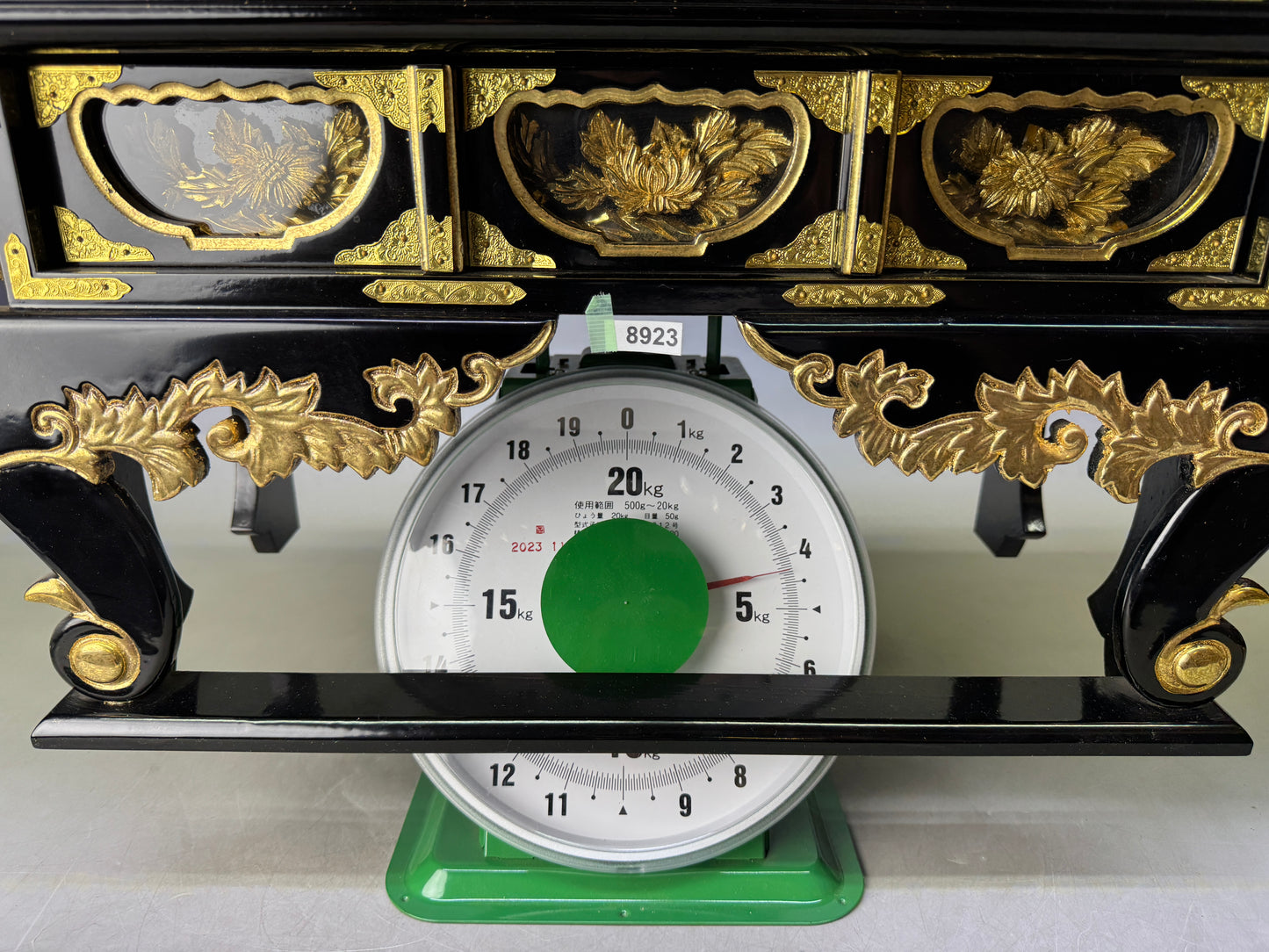 Y8923 Buddhist Altar Equipment Sutra desk black lacquer gold leaf Japan antique
