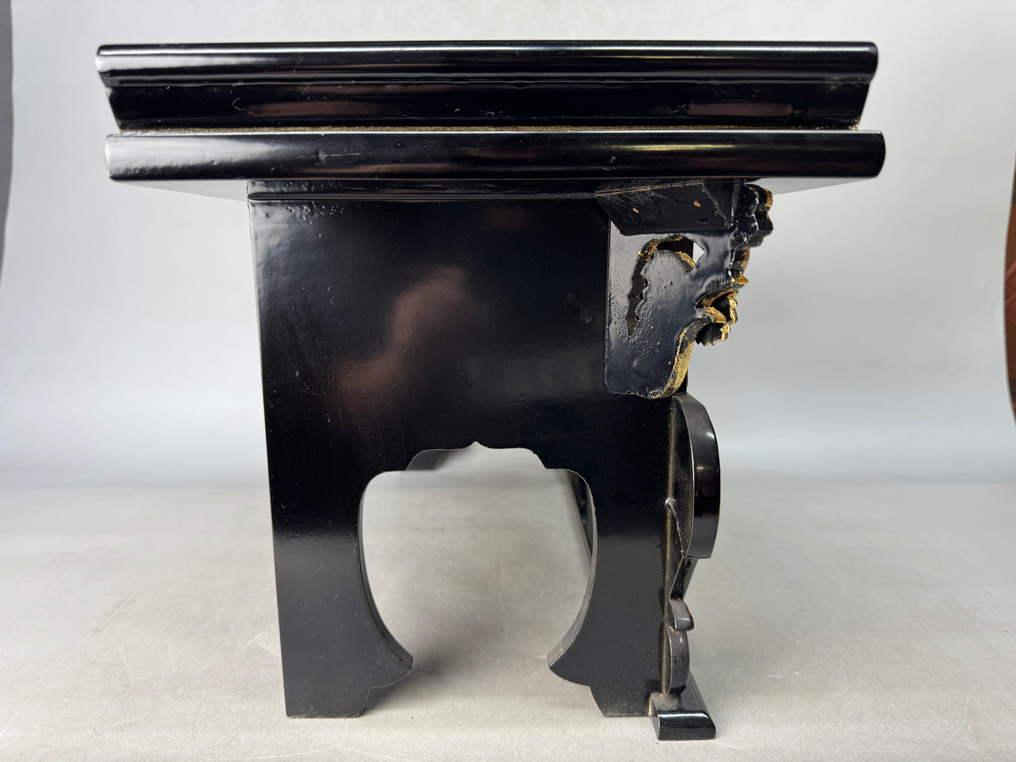 Y8923 Buddhist Altar Equipment Sutra desk black lacquer gold leaf Japan antique