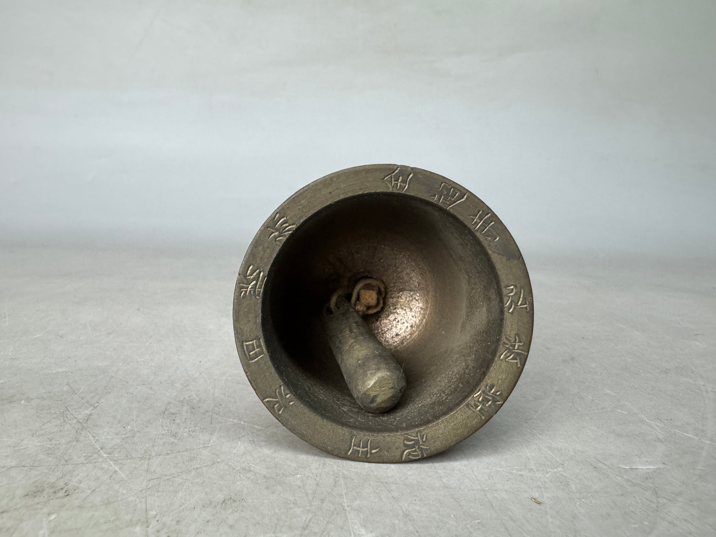 Y8924 Buddhist Altar Equipment Hand bell signed Japan antique Buddhism art