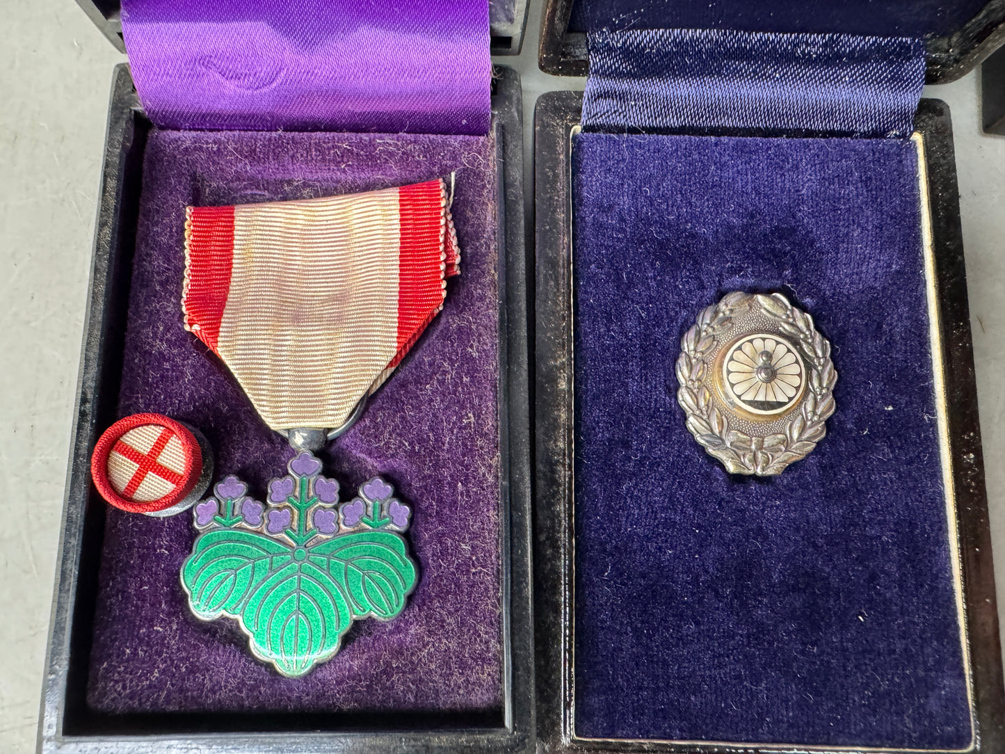 Y8928 KUNSHO Japanese military medal set of 5 Imperial Japan Army WW2 vintage