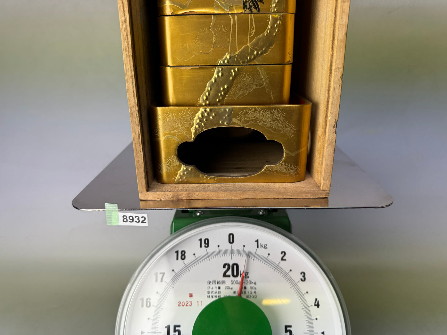 Y8932 HINA DOLL Doll's Festival Gold lacquer multi-tiered box Japan antique