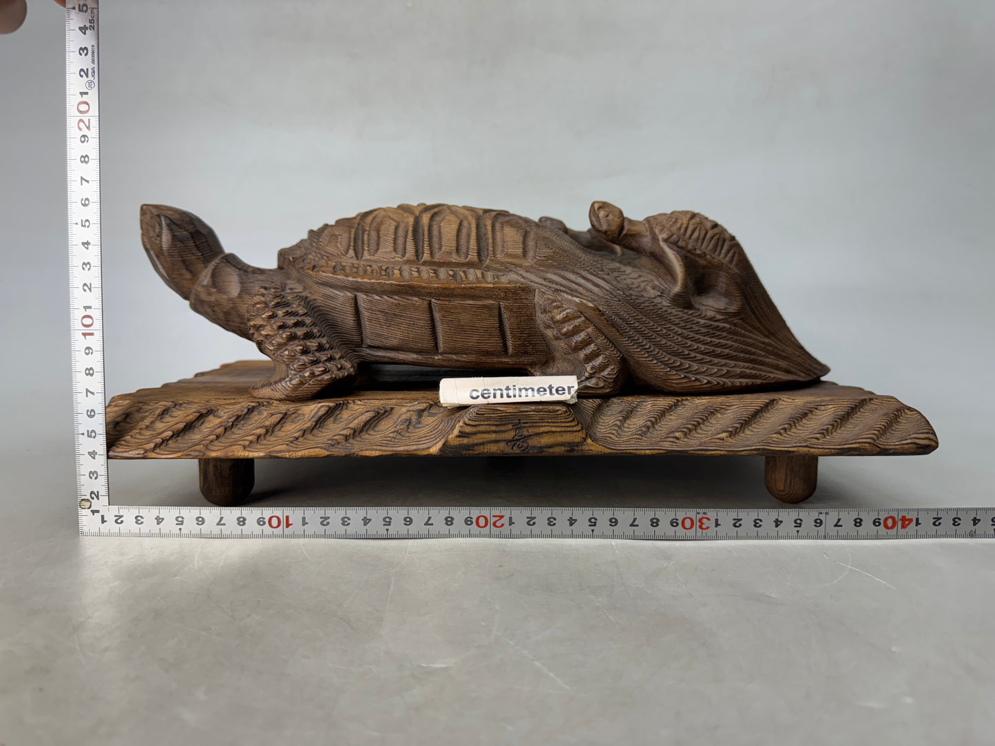 Y8937 OKIMONO wood carving Turtle figurine stand cedar Japan antique interior