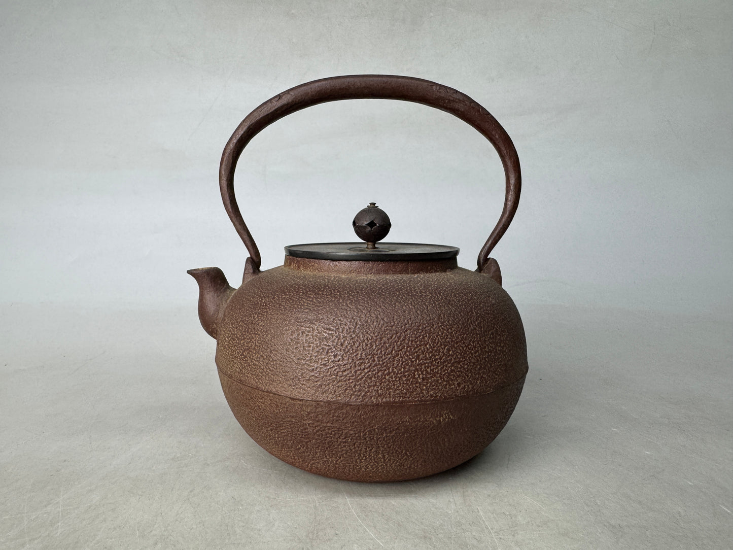 Y8940 TETSUBIN Iron teapot pot kettle signed Japan antique tea cereony sencha