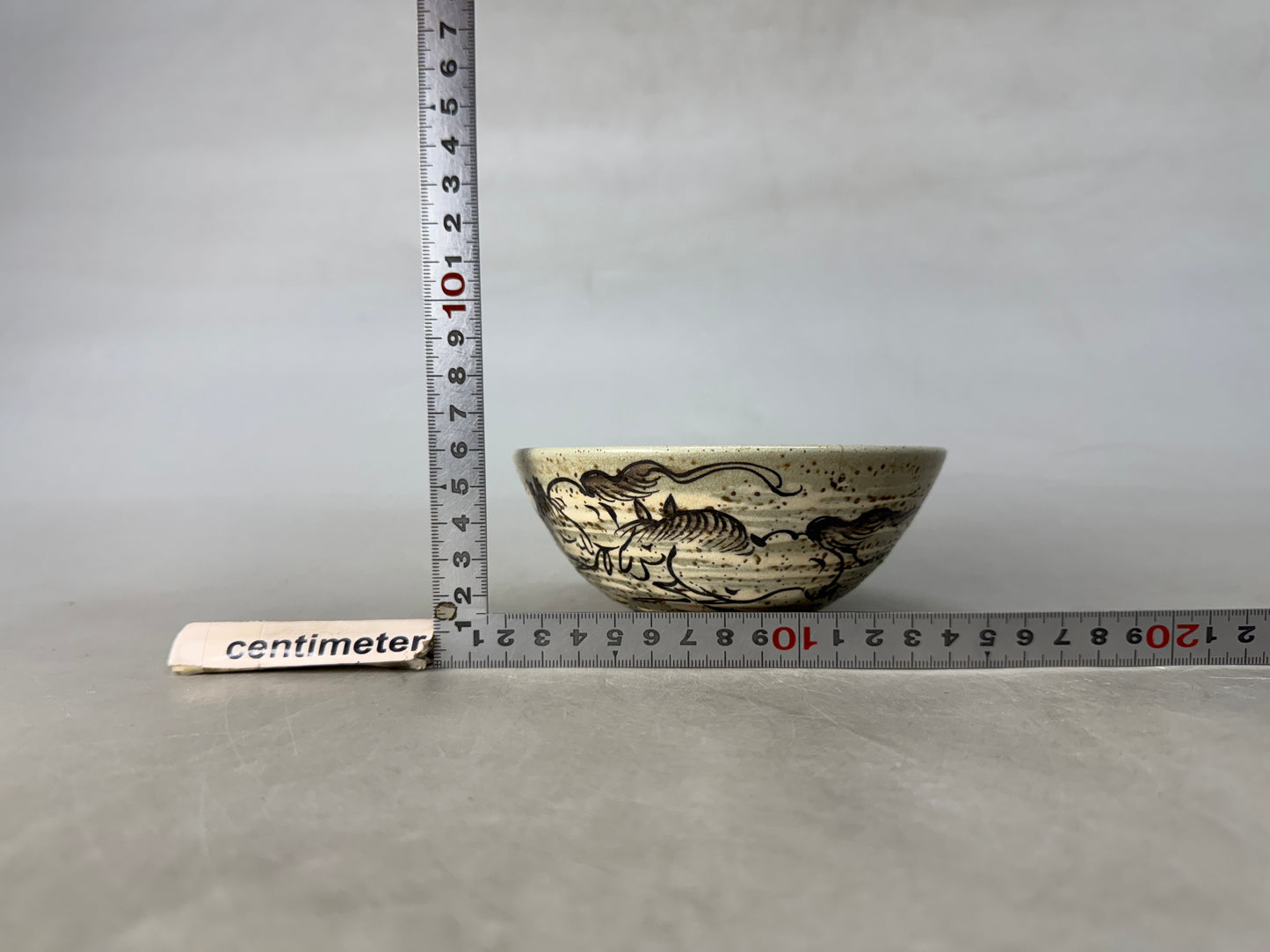Y8950 CHAWAN Souma-ware flat bowl signed horse Japan antique tea ceremony cup