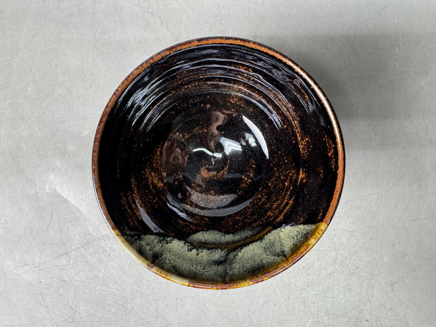 Y8955 CHAWAN Akogi-ware bowl signed Japan antique tea ceremony cup pottery