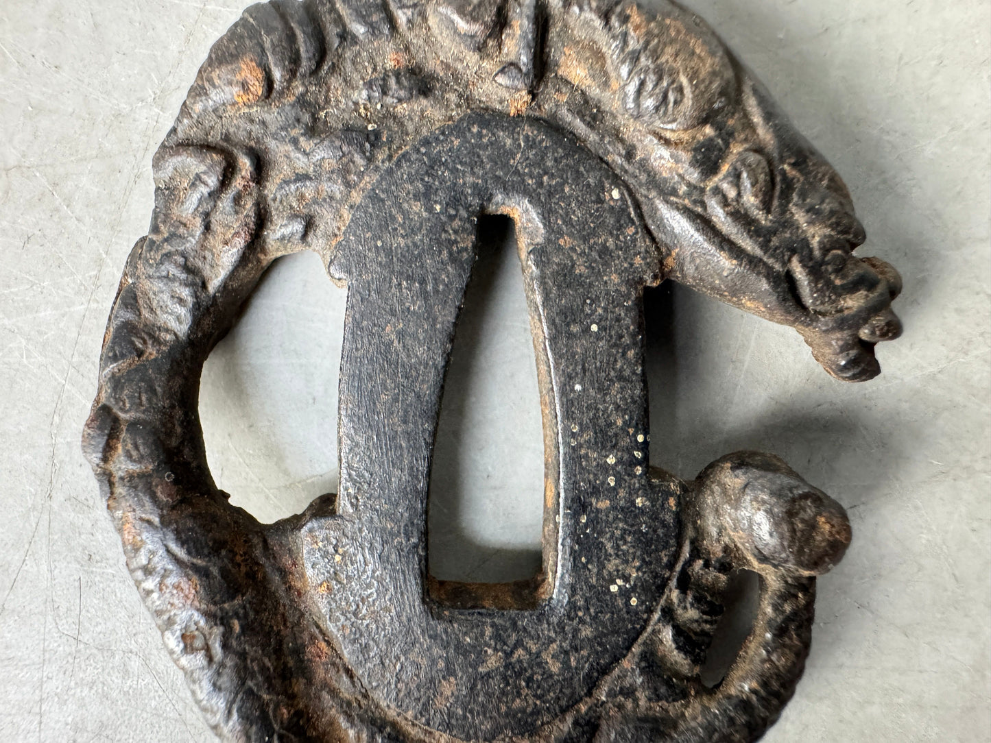 Y8960 TSUBA Iron sword guard Dragon Japan samurai katana antique koshirae edo
