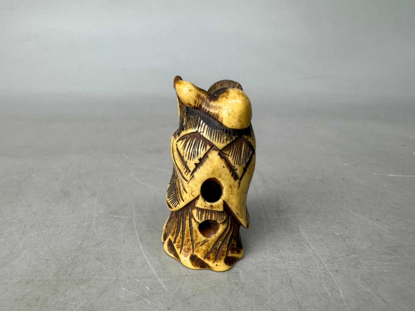 Y8970 NETSUKE Hermit deer antlers Japan antique kimono accessory fashion figure