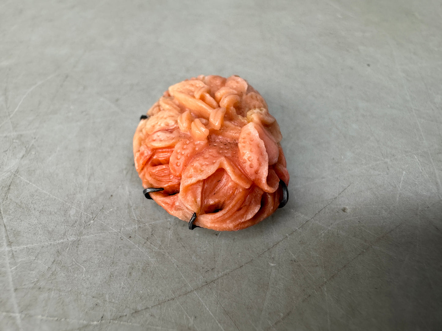 Y8972 OBIDOME Coral sash clip brooch flower carving Japan antique kimono fashion