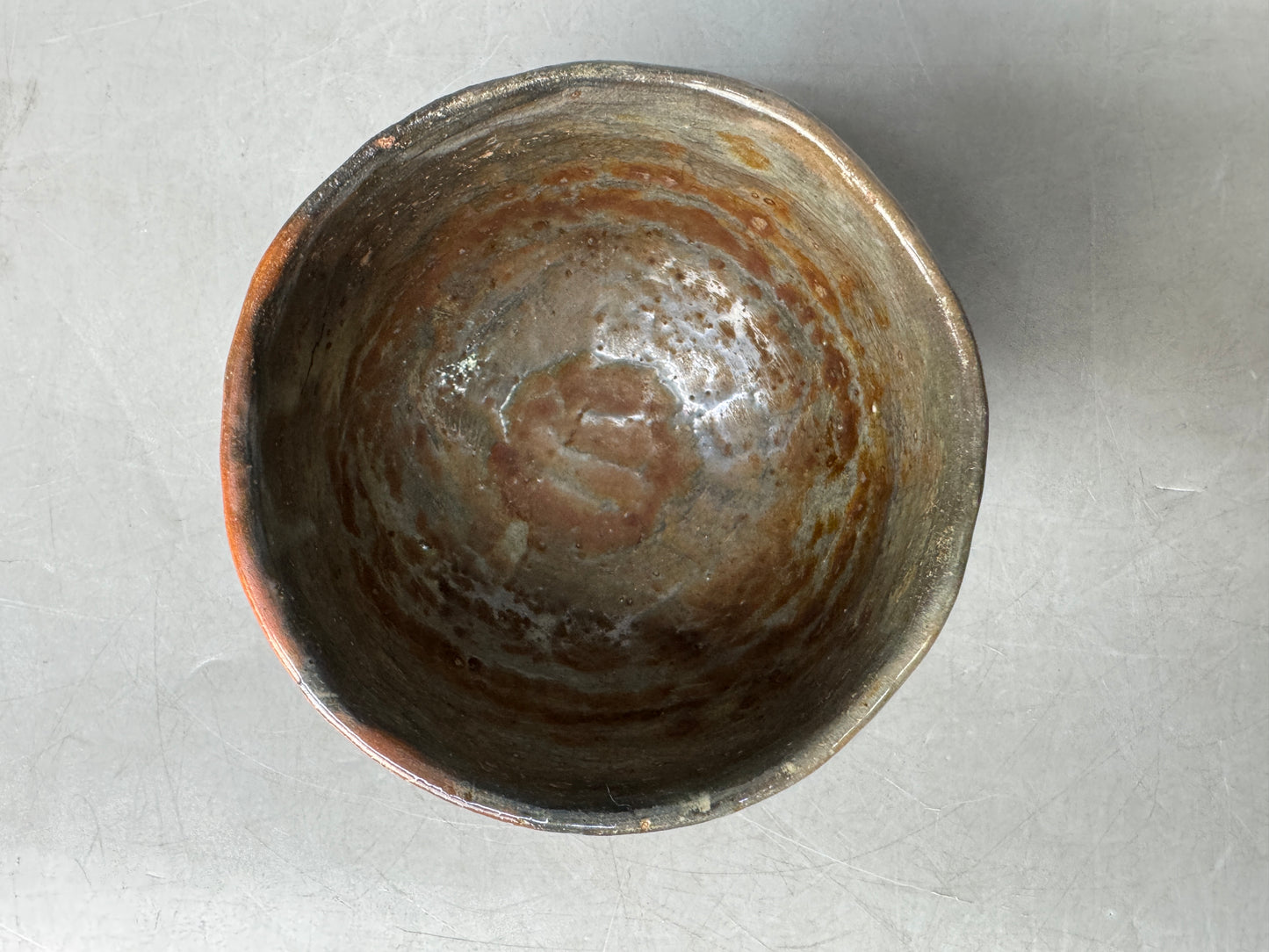 Y8982 CHAWAN Raku-ware red bowl signed Japan antique tea ceremony cup pottery