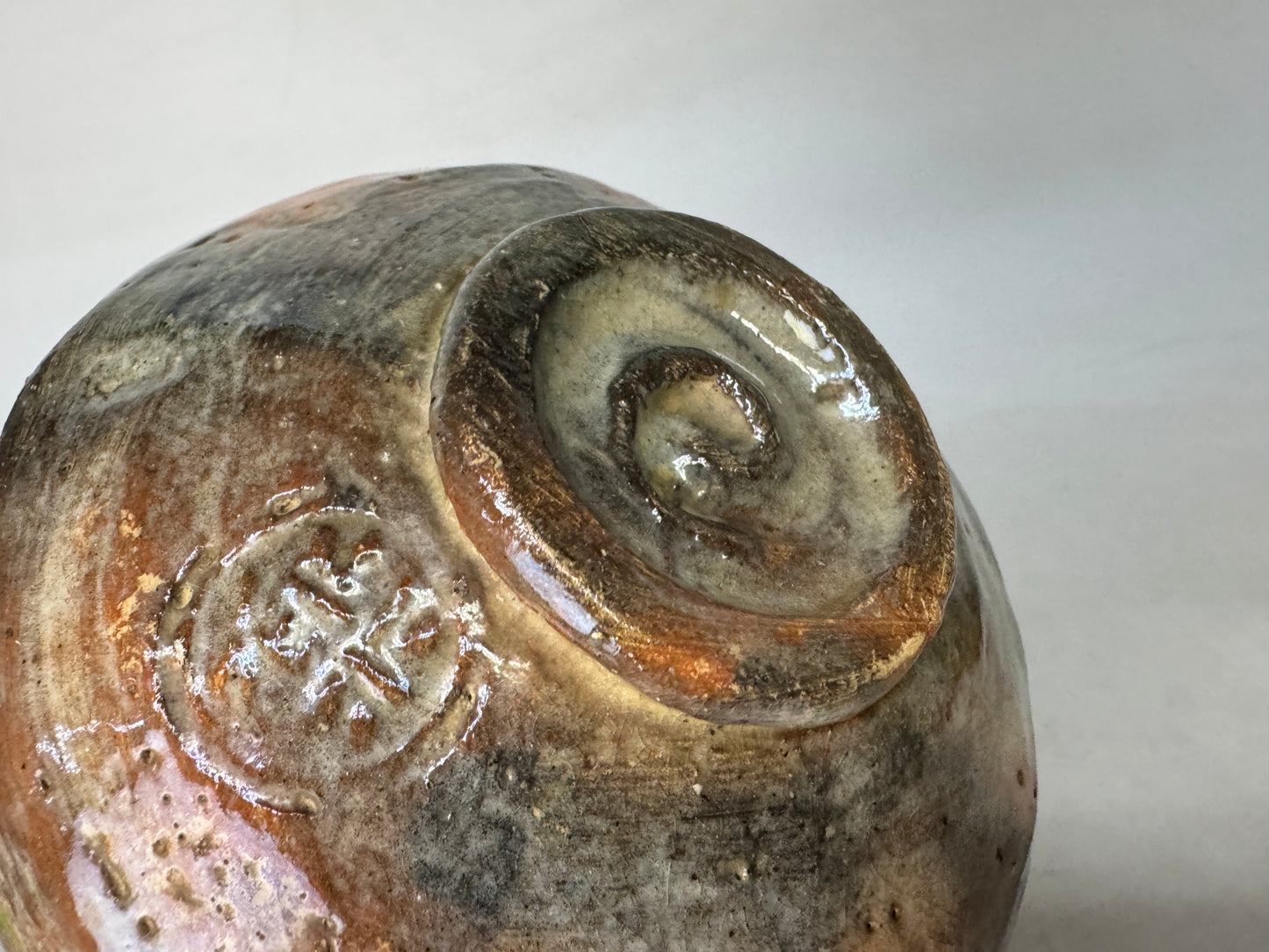 Y8982 CHAWAN Raku-ware red bowl signed Japan antique tea ceremony cup pottery