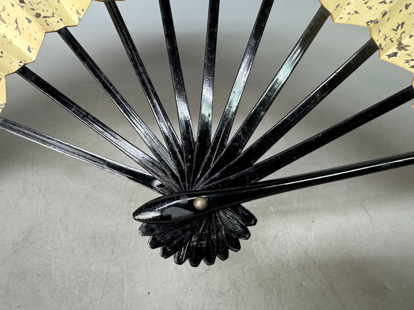 Y8991 SENSU folding Dancer's Fan crane Japan antique vintage kimono accessory