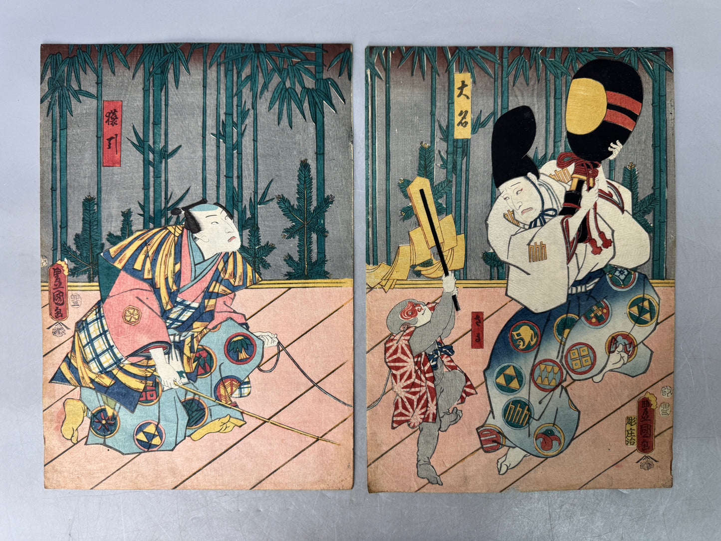 Y9004 WOODBLOCK PRINT Toyokuni Monkey show diptych Japan Ukiyoe antique art
