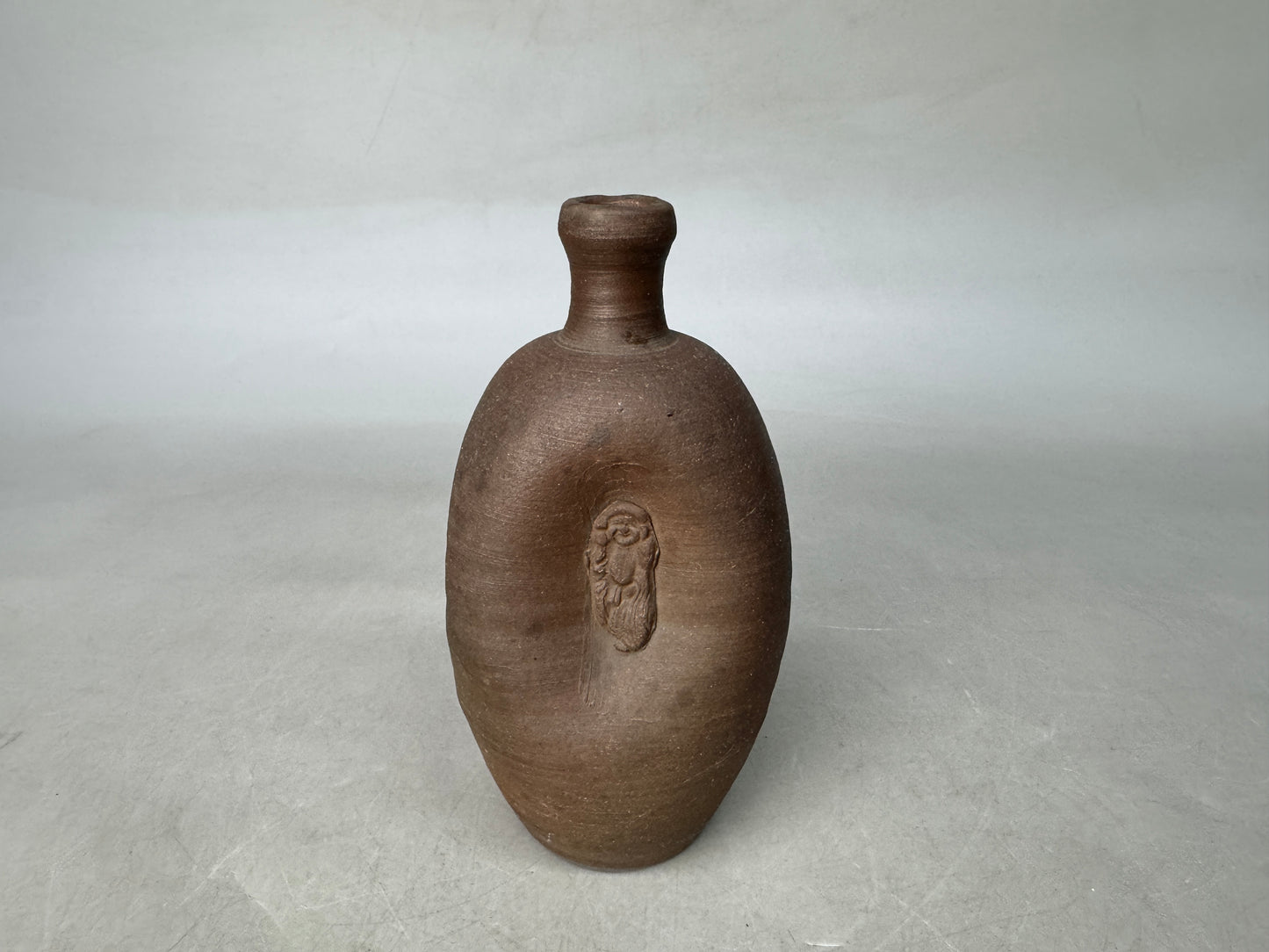 Y9007 CHOUSHI Bizen-ware Ningyo tokkuri sake bottle Edo period Japan antique