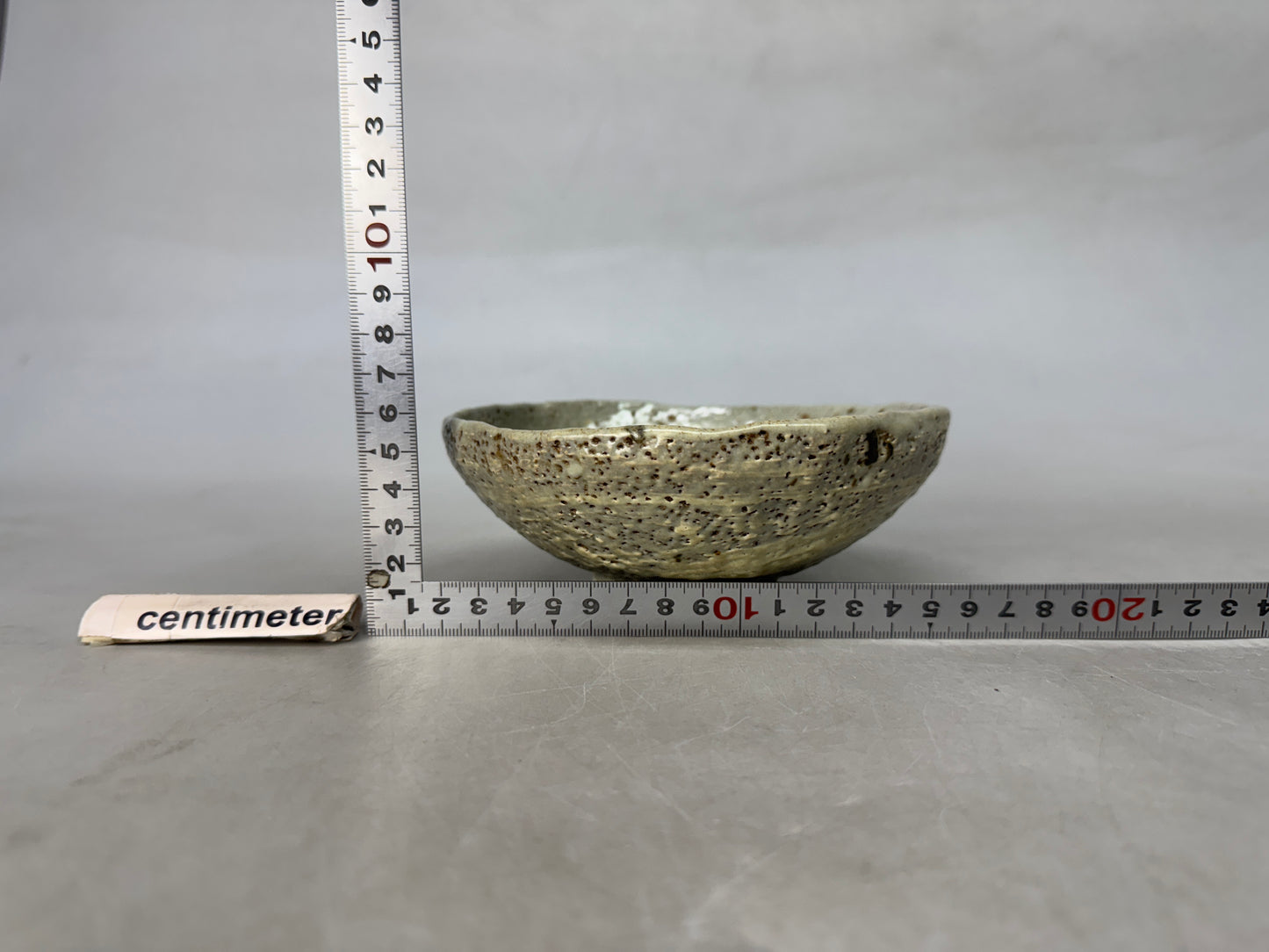 Y9011 CHAWAN Hakeme brushmark flat bowl Japan antique tea ceremony cup pottery
