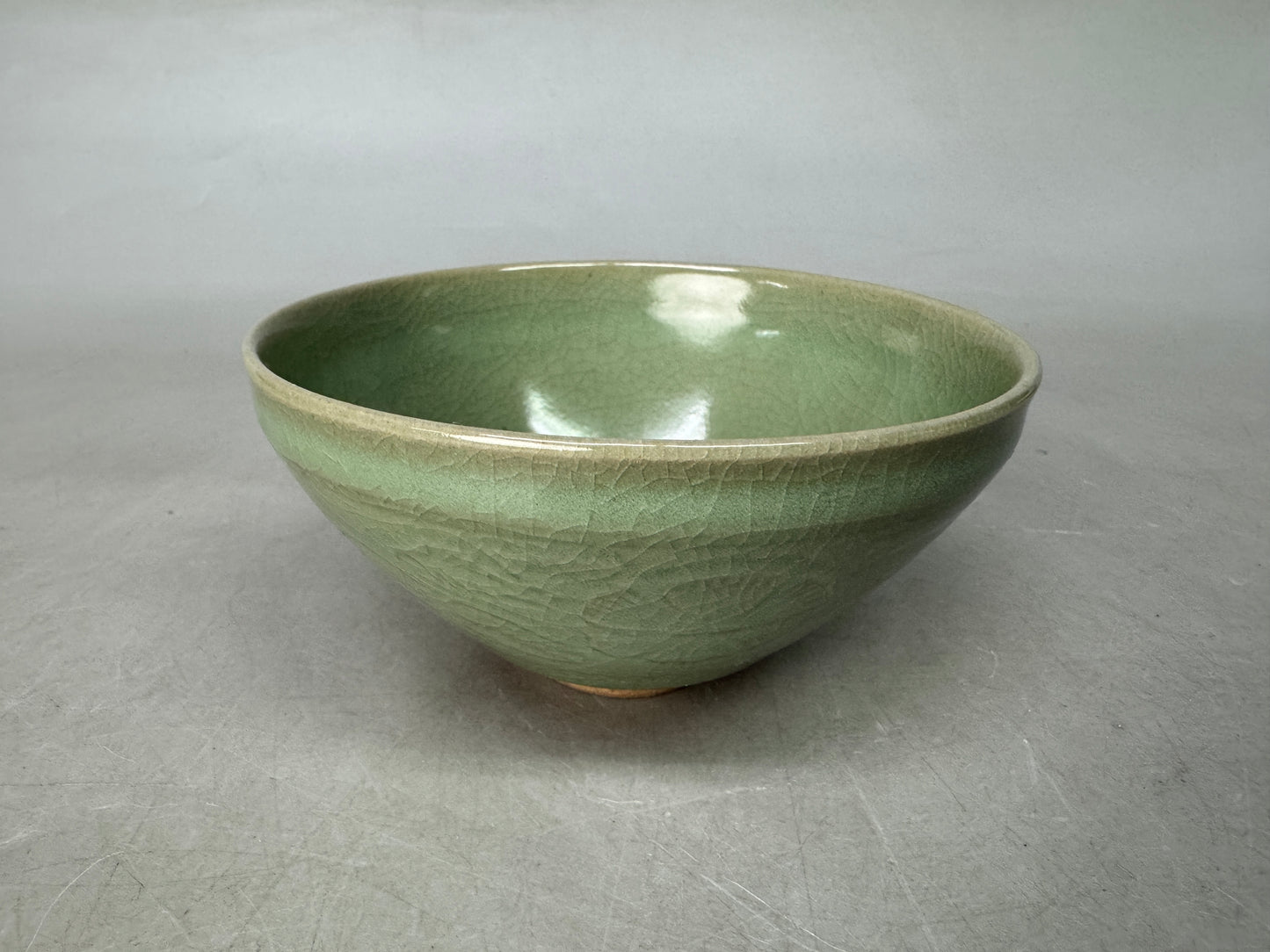 Y9012 CHAWAN Celadon Tenmoku bowl signed semi-relief Japan antique tea ceremony