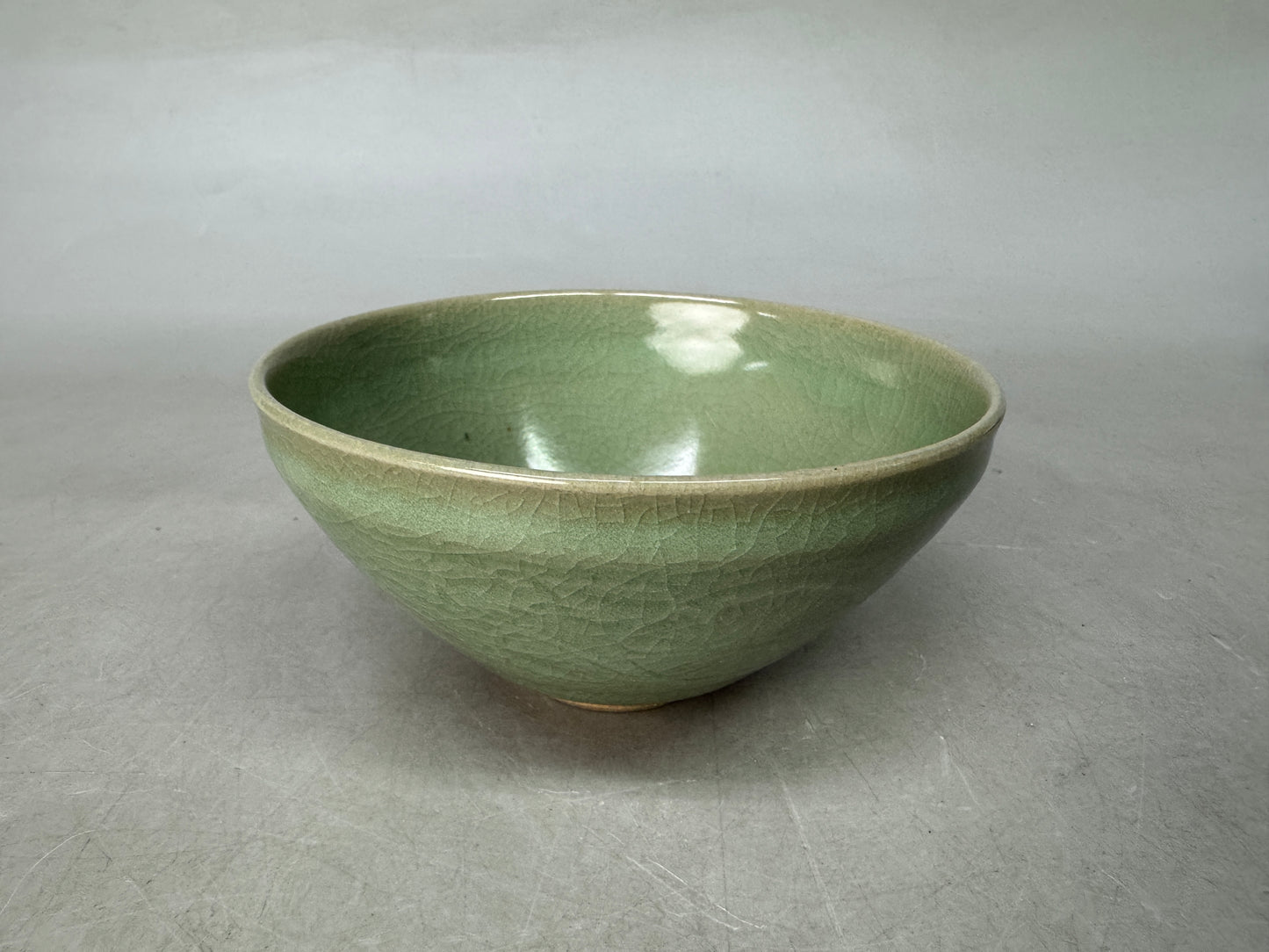 Y9012 CHAWAN Celadon Tenmoku bowl signed semi-relief Japan antique tea ceremony