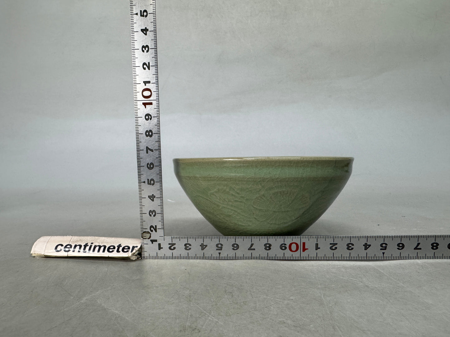 Y9012 CHAWAN Celadon Tenmoku bowl signed semi-relief Japan antique tea ceremony