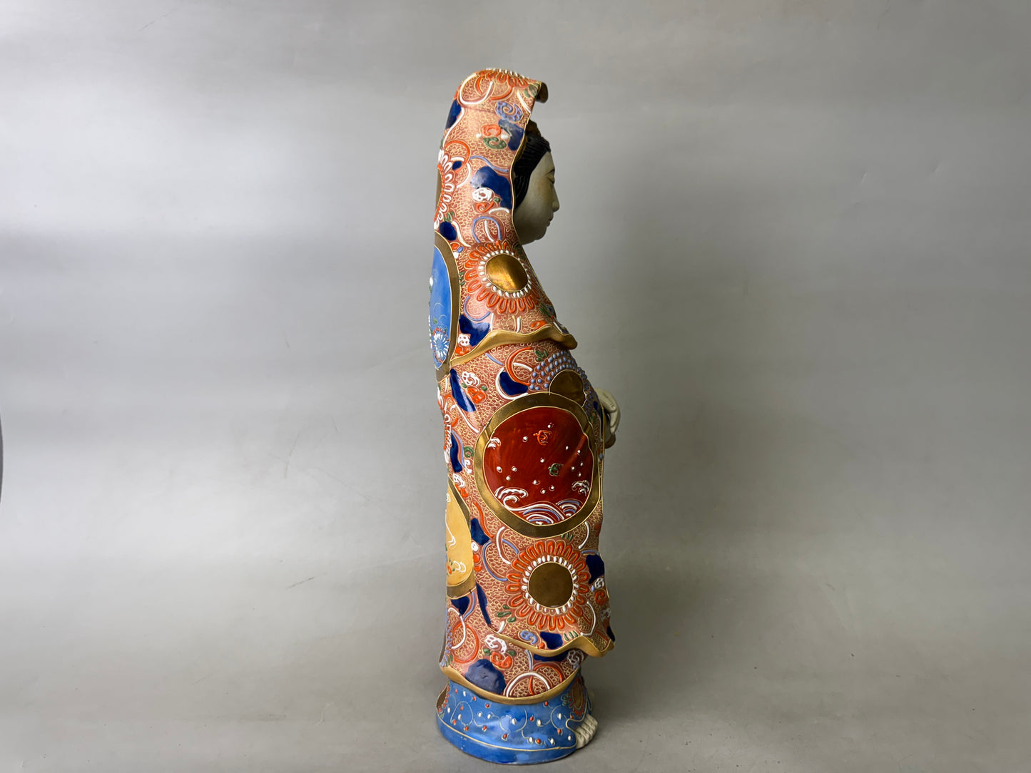 Y9021 STATUE Kutani-ware Kannon Bodhisattva figurine signed Japan antique figure